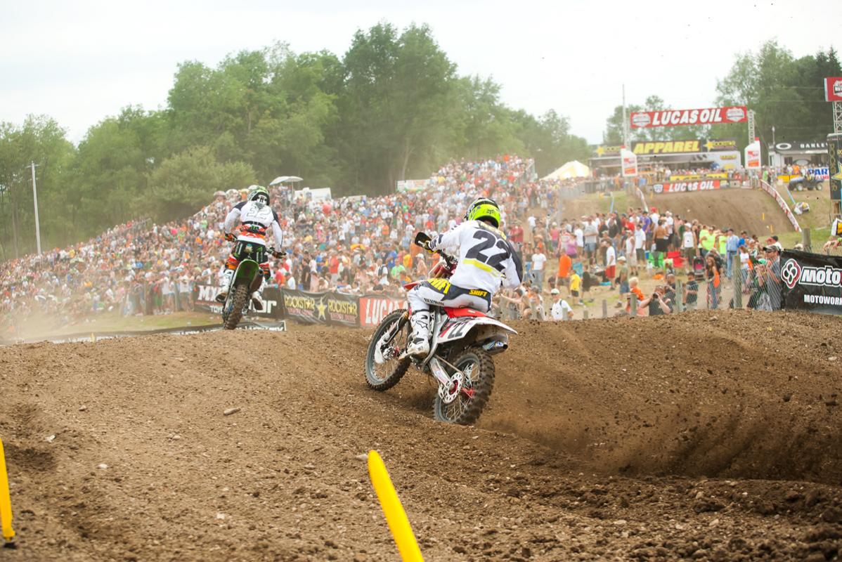 Chad Reed chases Jake Weimer