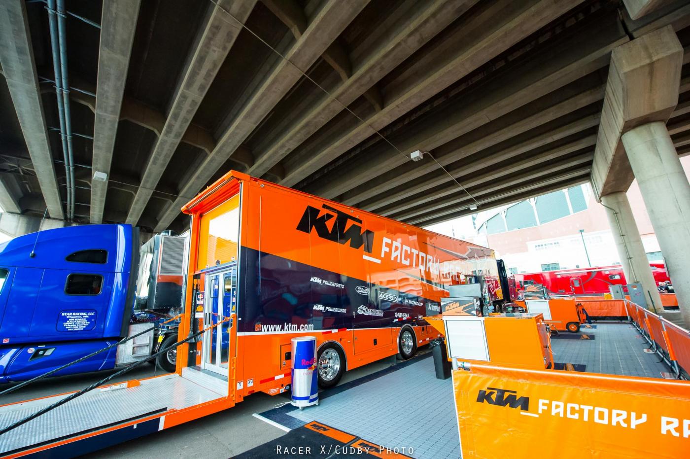 Misc-PhoenixSX2015-Cudby-028