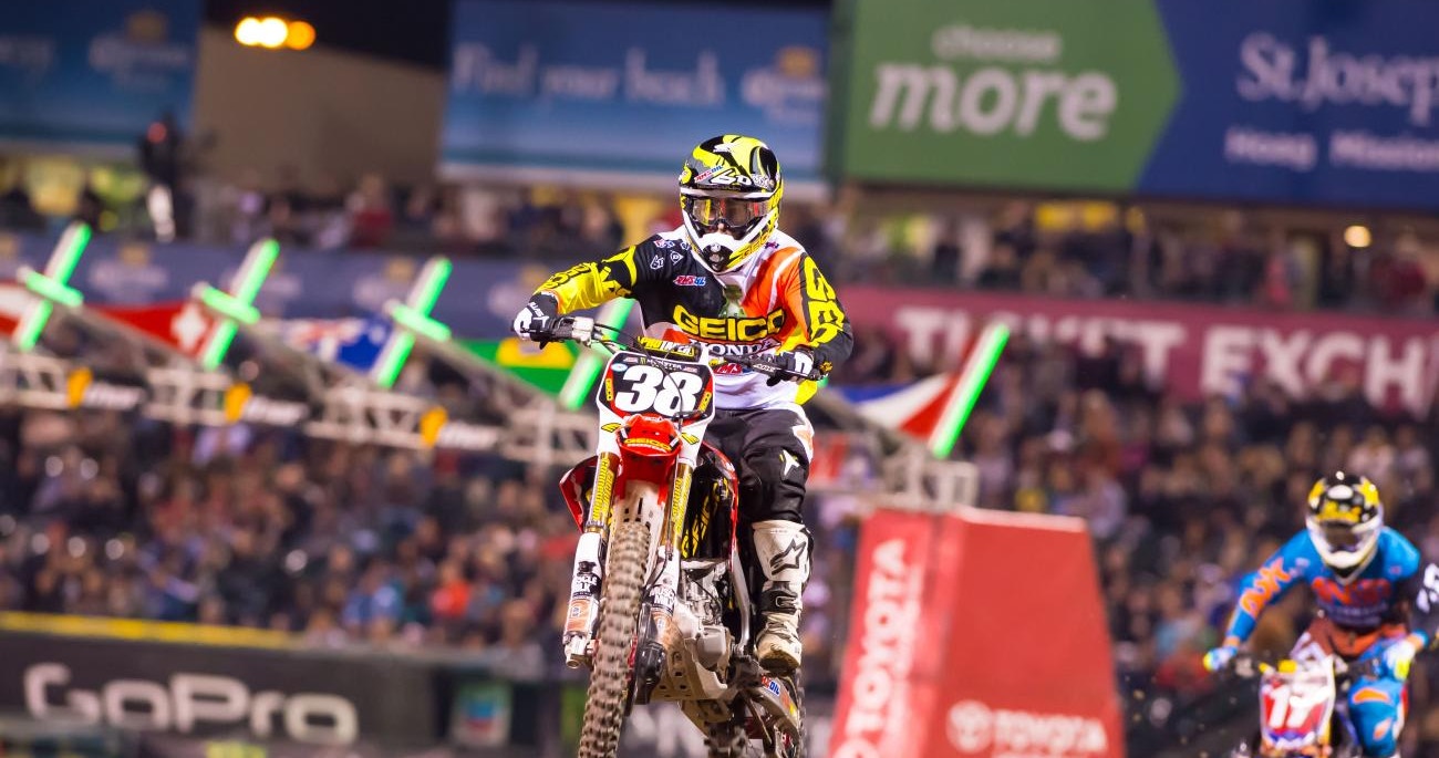 San Diego Qualifying Supercross Racer X