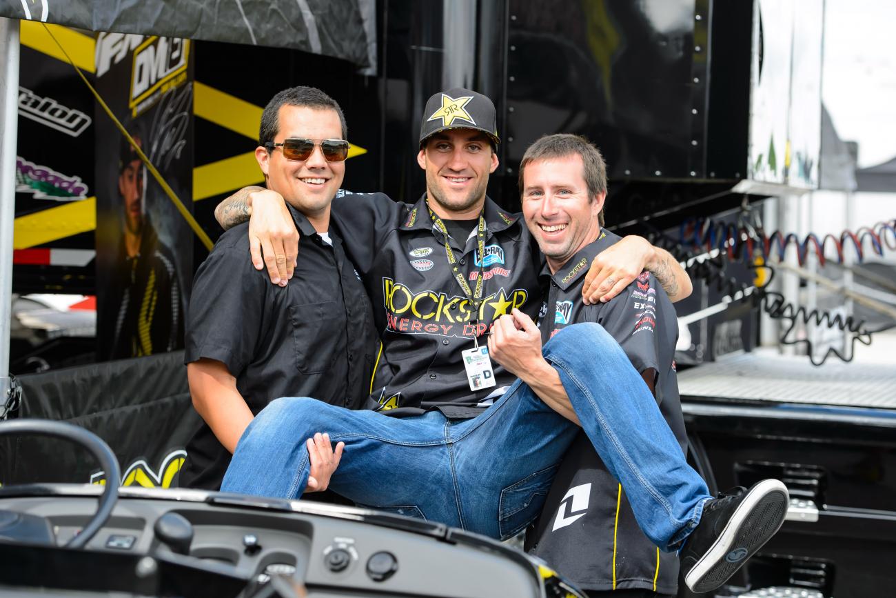 450 Words: What Team Signs Millsaps?