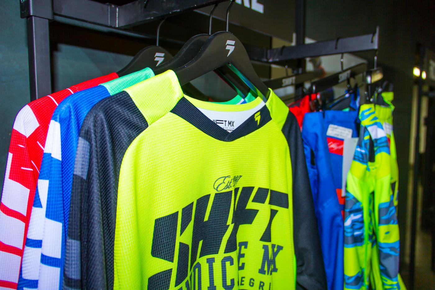 Shift_Mx_Intro_-_Owens_-_#12-1