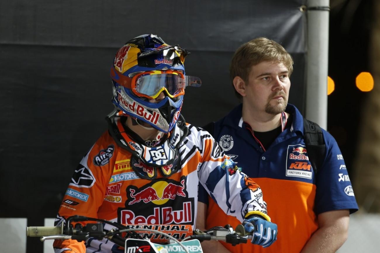 Reports: Jeffrey Herlings Sustains Leg Injury at MXGP of Czech Republic (Update)