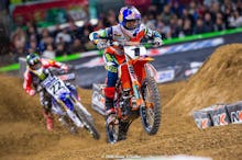 Win number 1 for Ryan Dungey on the young season.