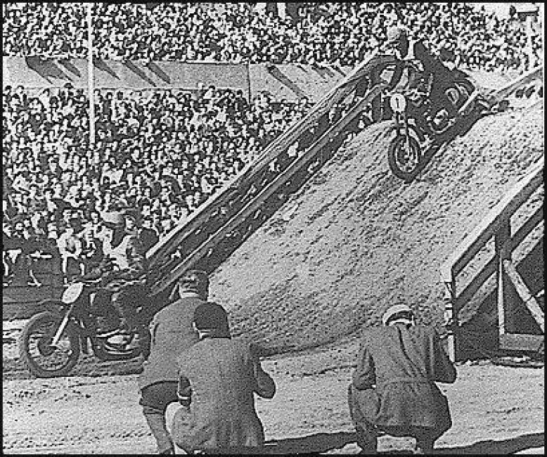 In the 1950s the Great Victory Day races in Prague, Czechoslovakia, were held on the infield of the city’s biggest stadium… and yes, Matthes, that’s a primitive version of your beloved tunnel jumps.