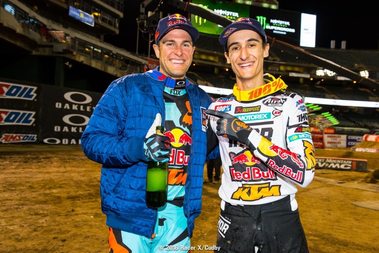 Sunday Morning Headlines