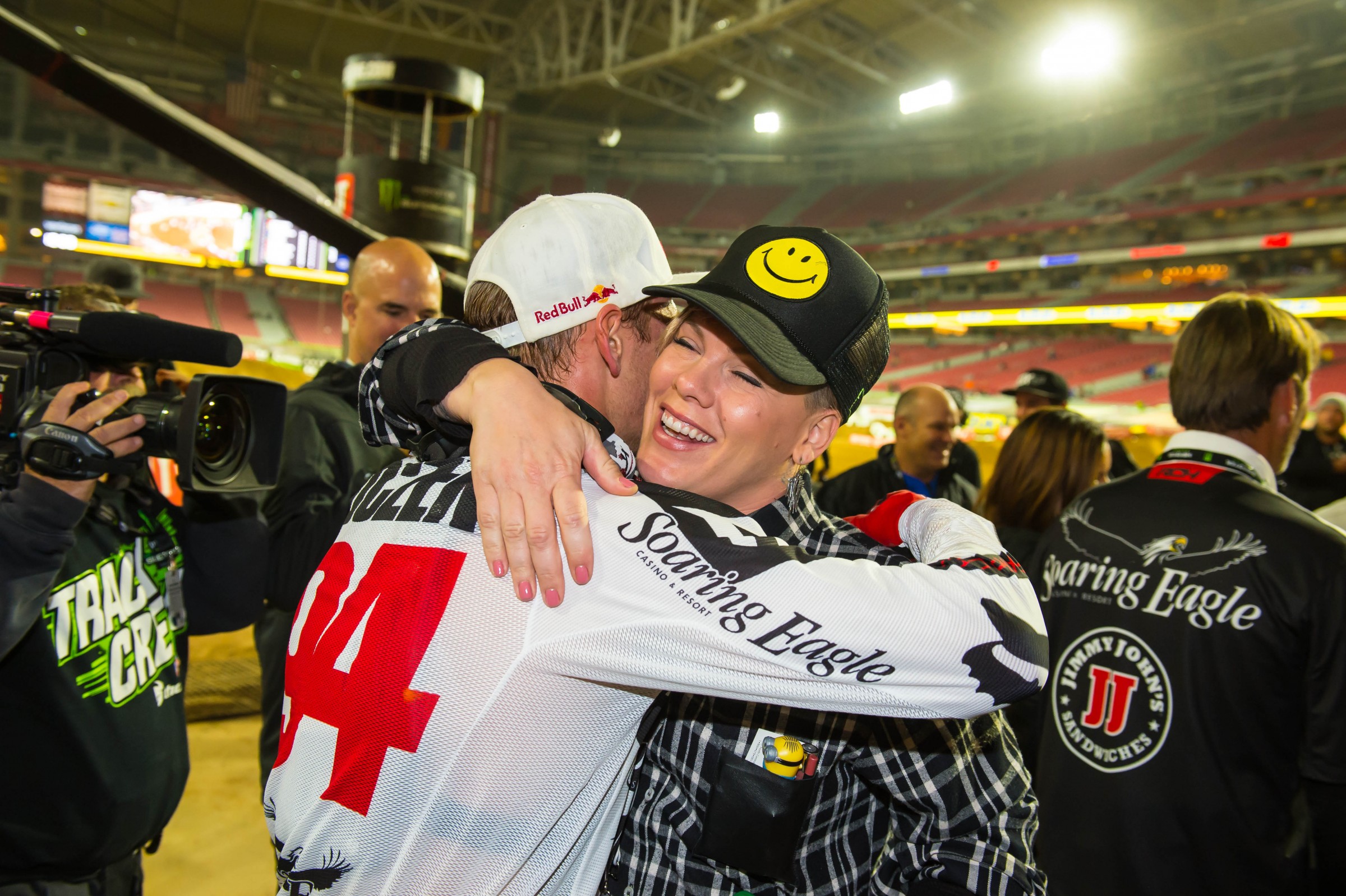Roczen's win party has started in 2016, but how long will the RCH party last?