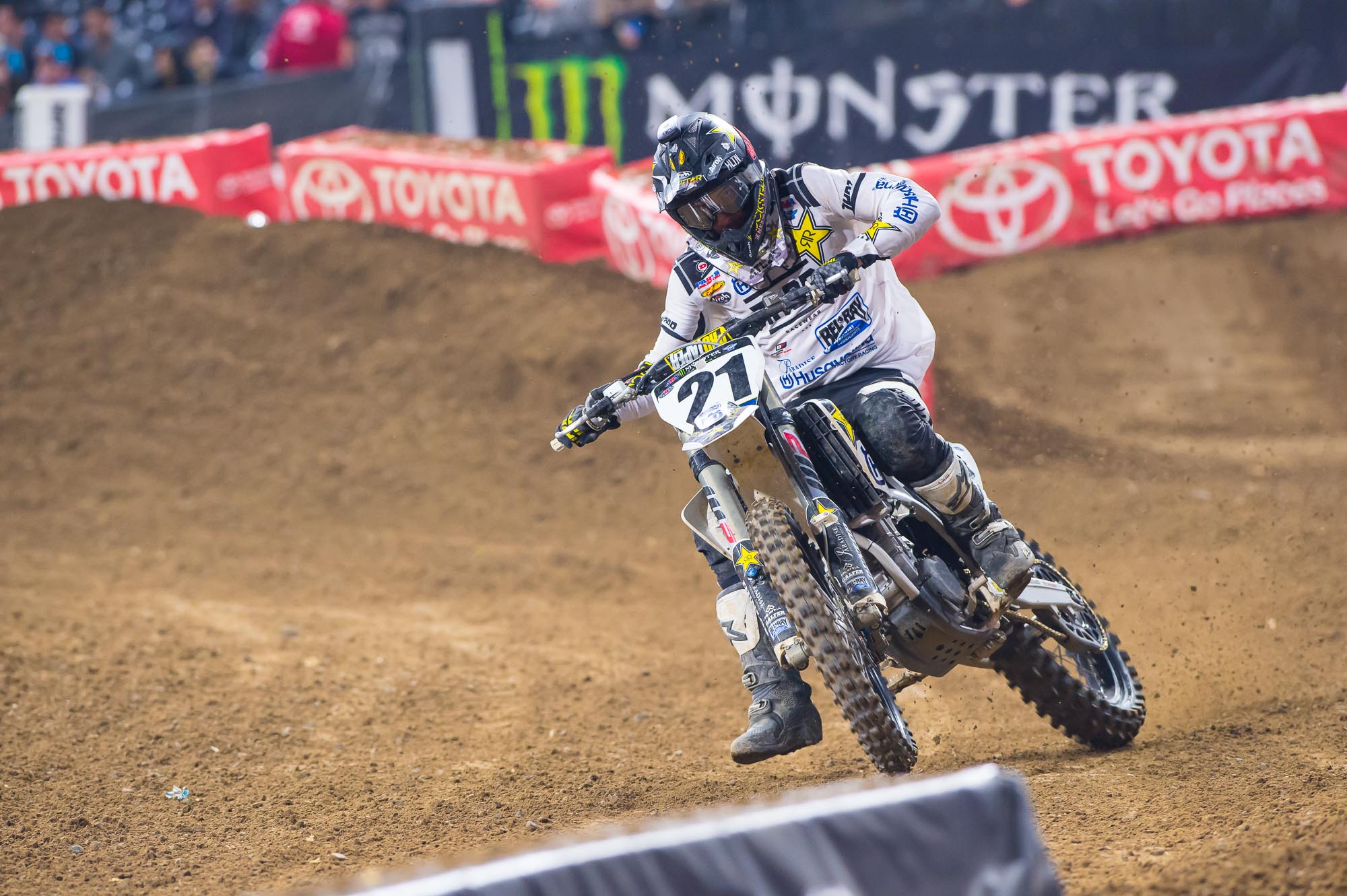 Anderson bullied his way from the back to fourth.