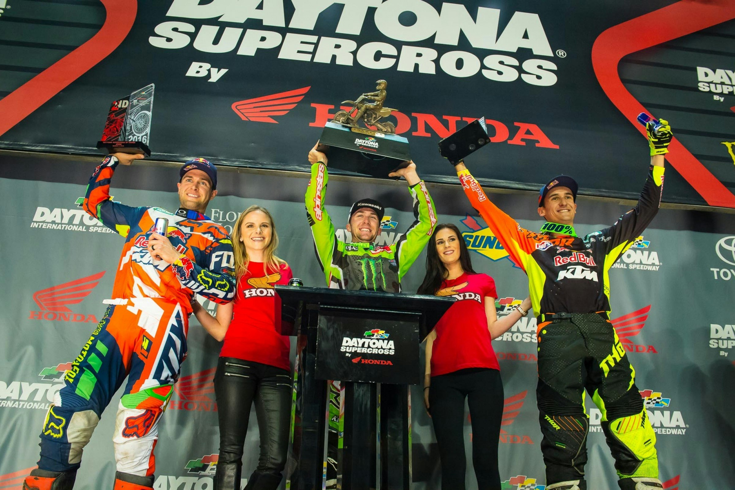 Sunday Morning Headlines