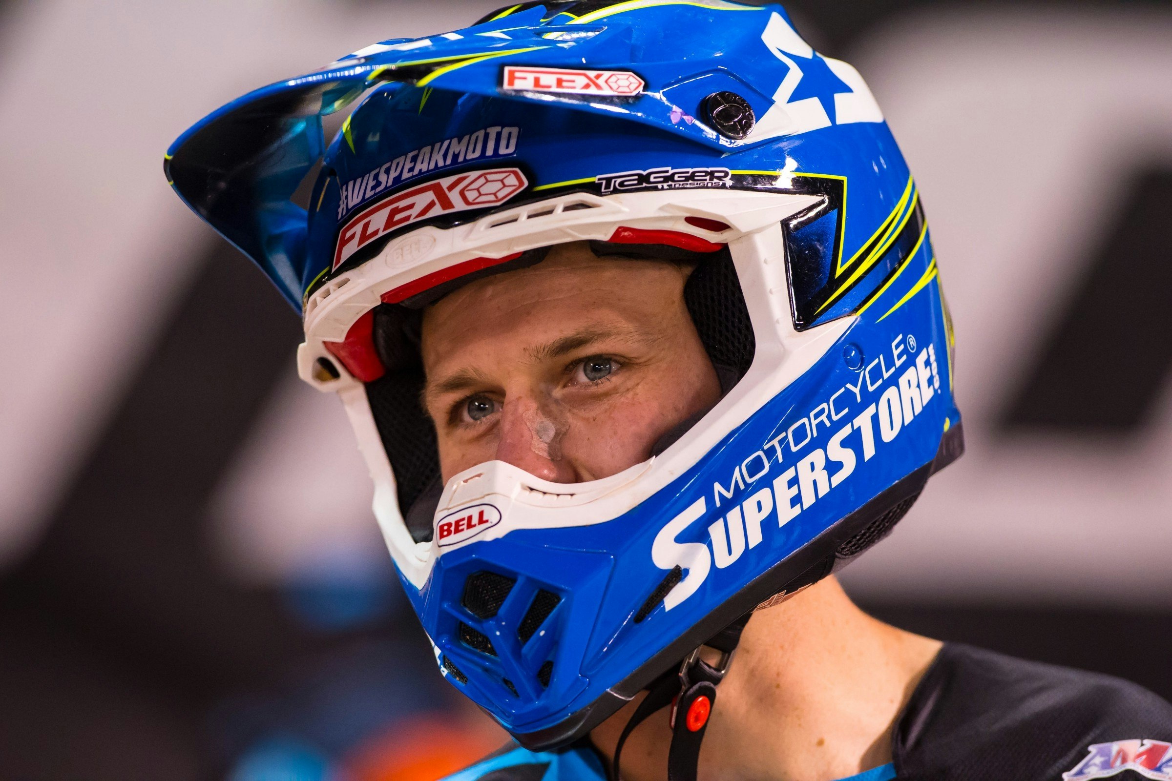 Jimmy Albertson Races with Broken Sternum in Toronto