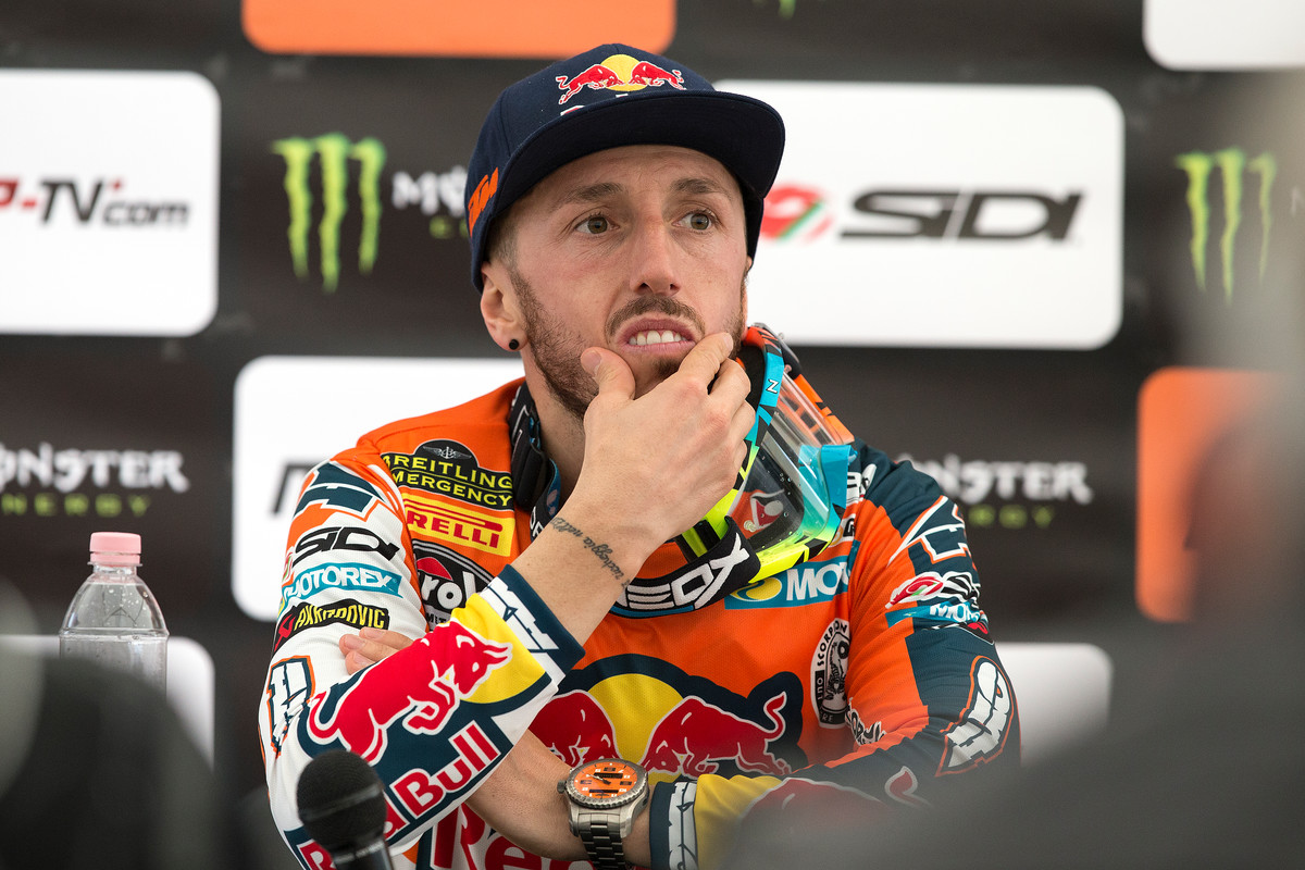 Cairoli nearly won his first moto of the year in Latvia.