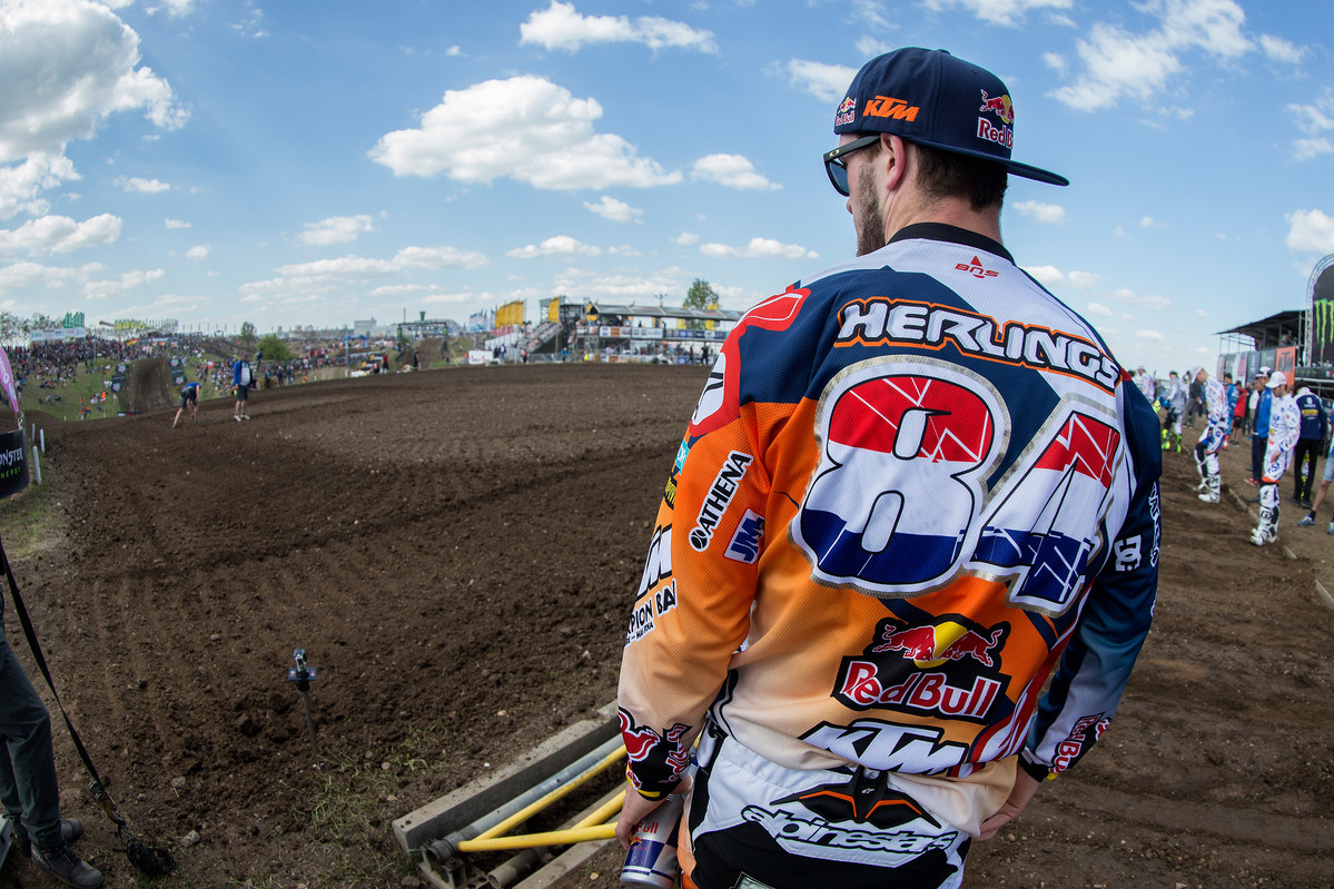 Another 1-1 performance from Herlings in MX2.