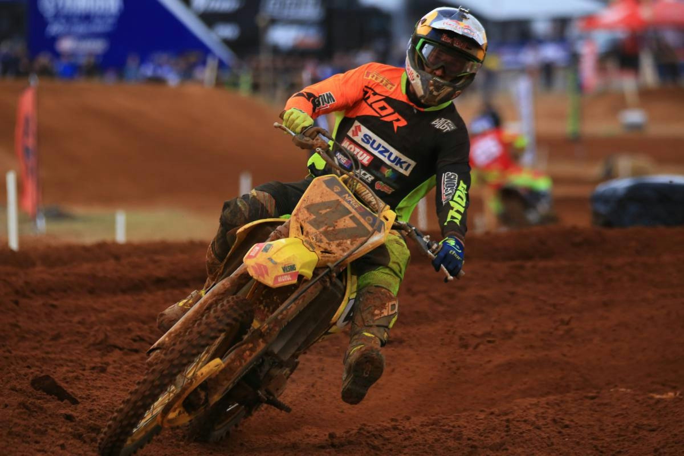 Waters, Ward Win Round 4 of Australian Nationals