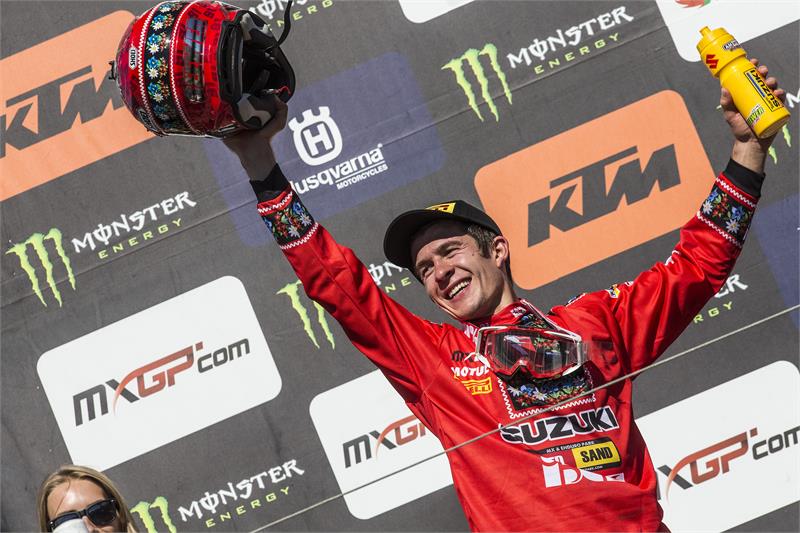 Jeremy Seewer took a popular second overall in his native Switzerland.