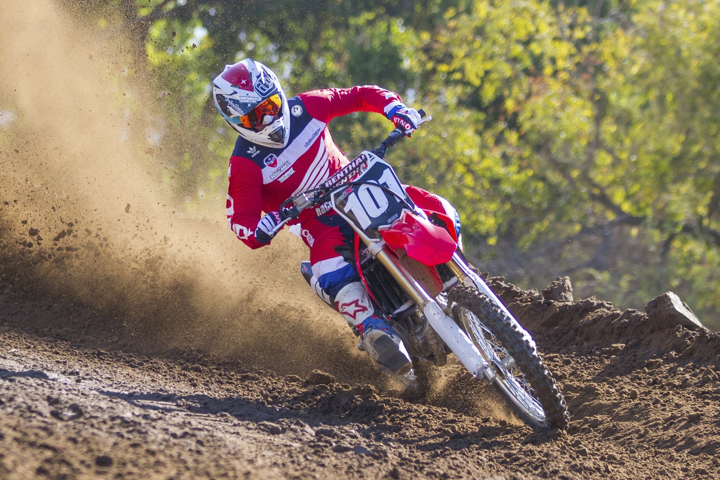 Racer X Films: 2017 Honda CRF250R