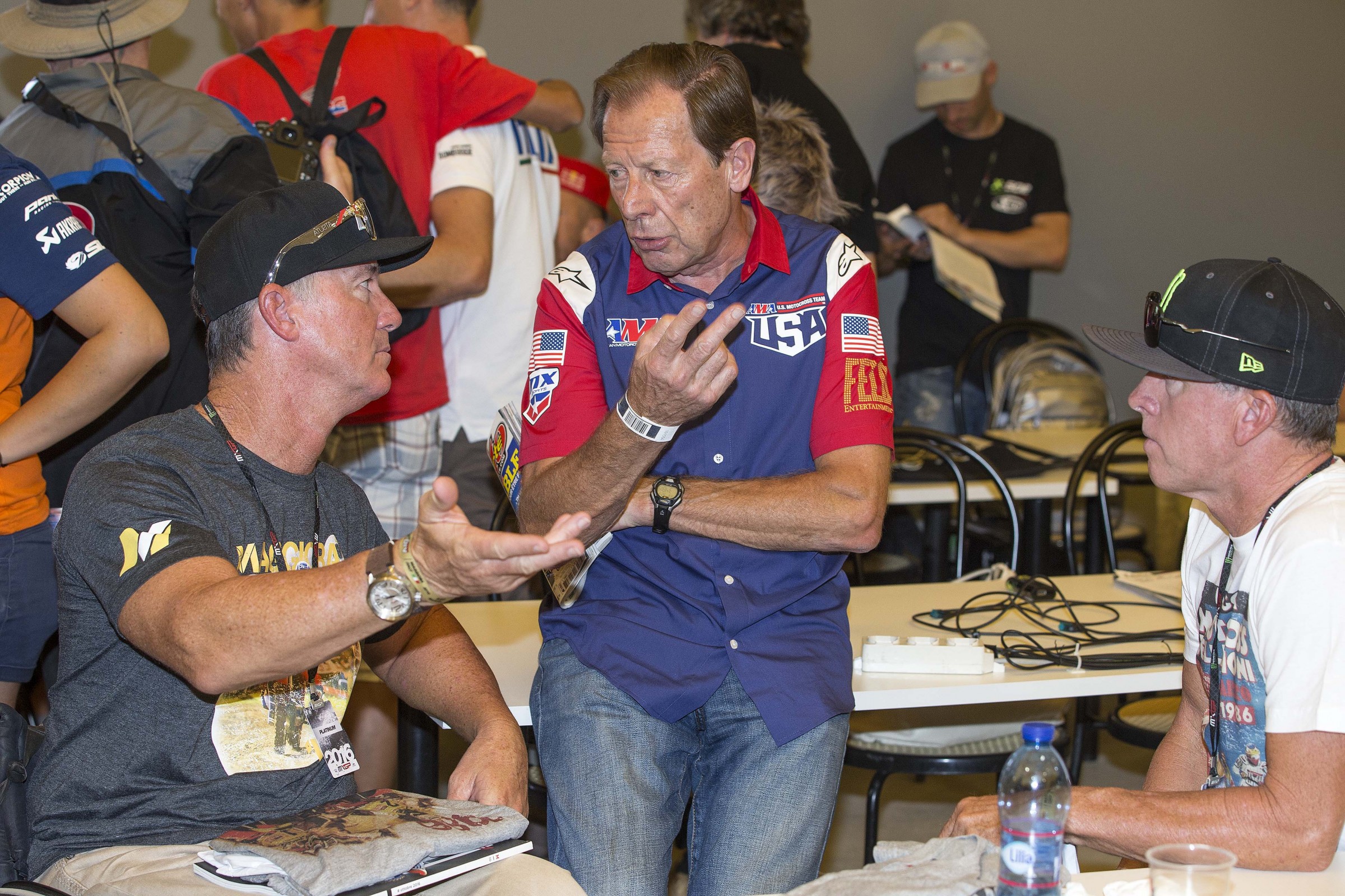 DeCoster_Bailey_OMara_MXoN_2016_49X0924