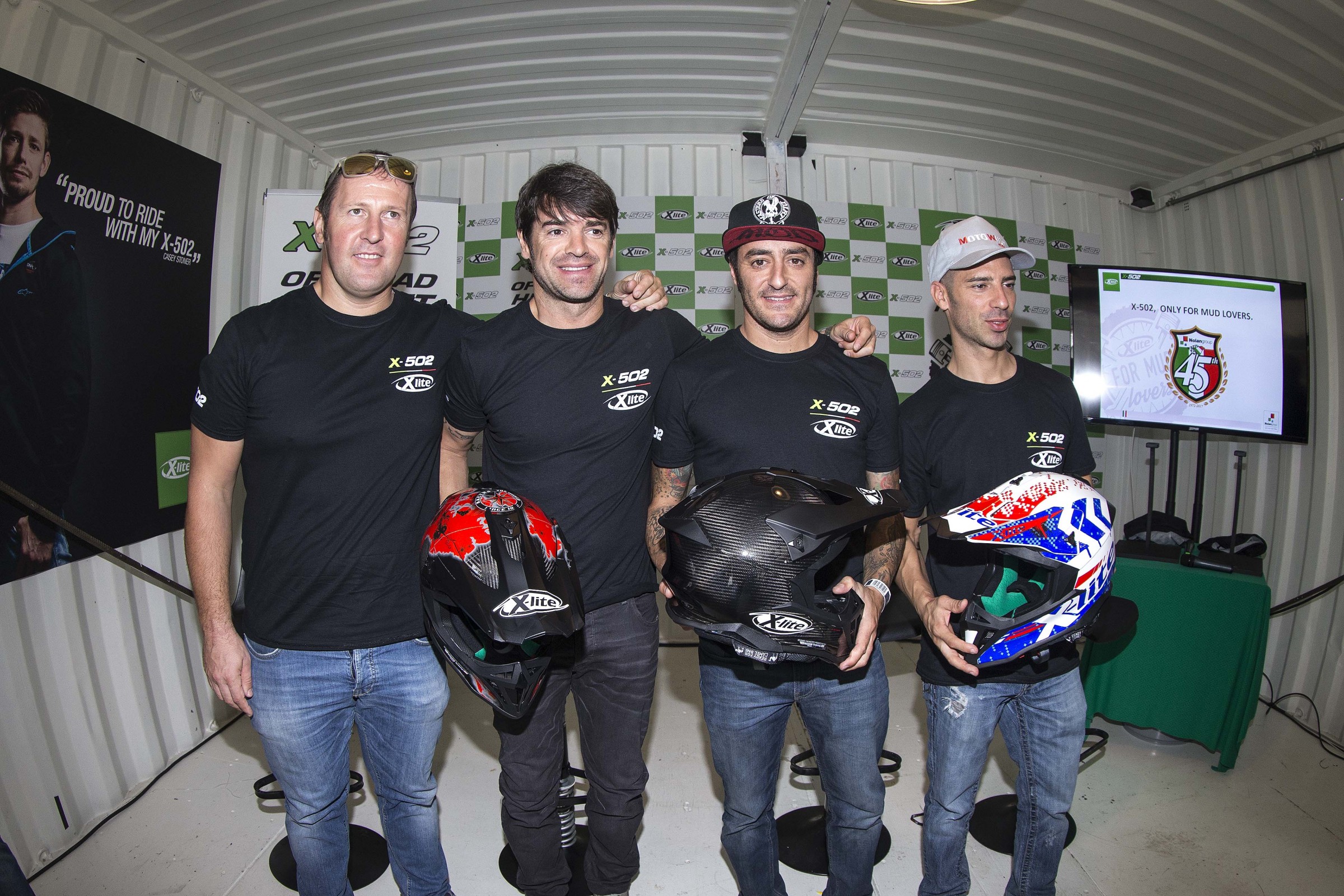 Melandri_Checker_Xlite_helmets_MXoN_2016_49X0074