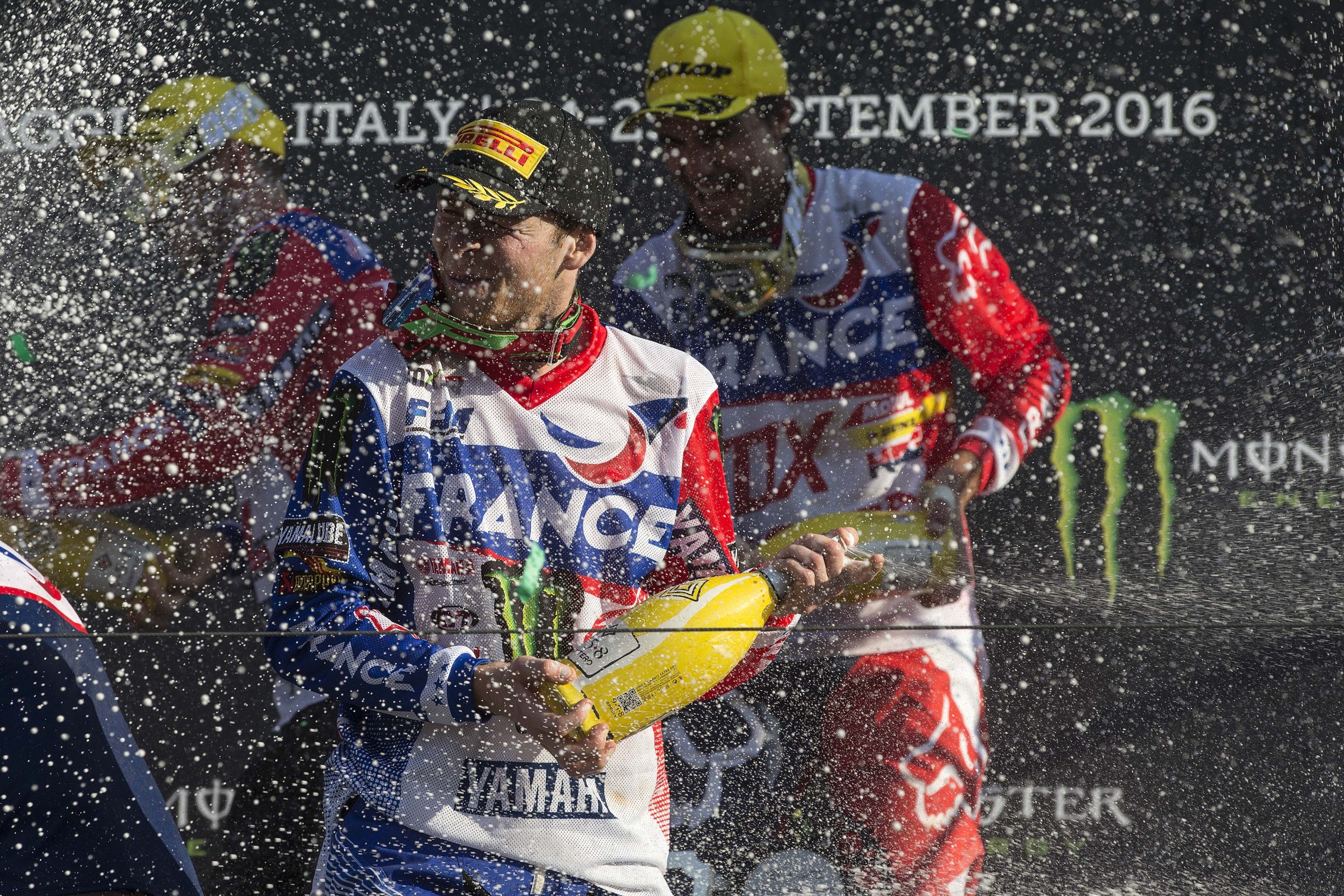 Febvre_Podium_MXoN_2016_49X8075