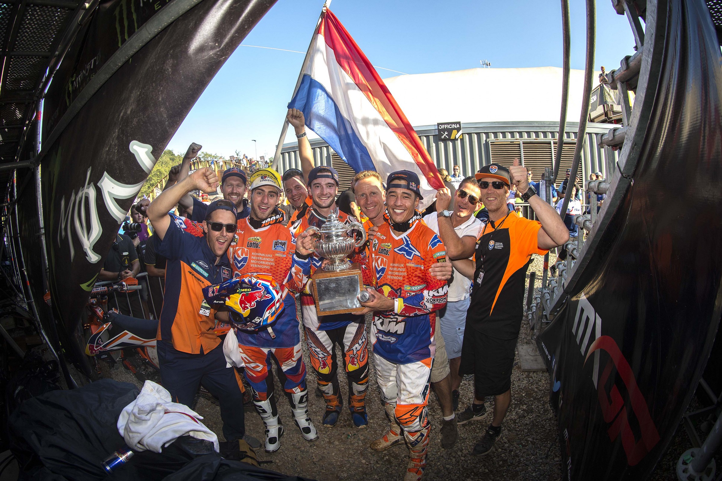 Coldenhoff_Herlings_Bogers_MXoN_2016_RX_7448