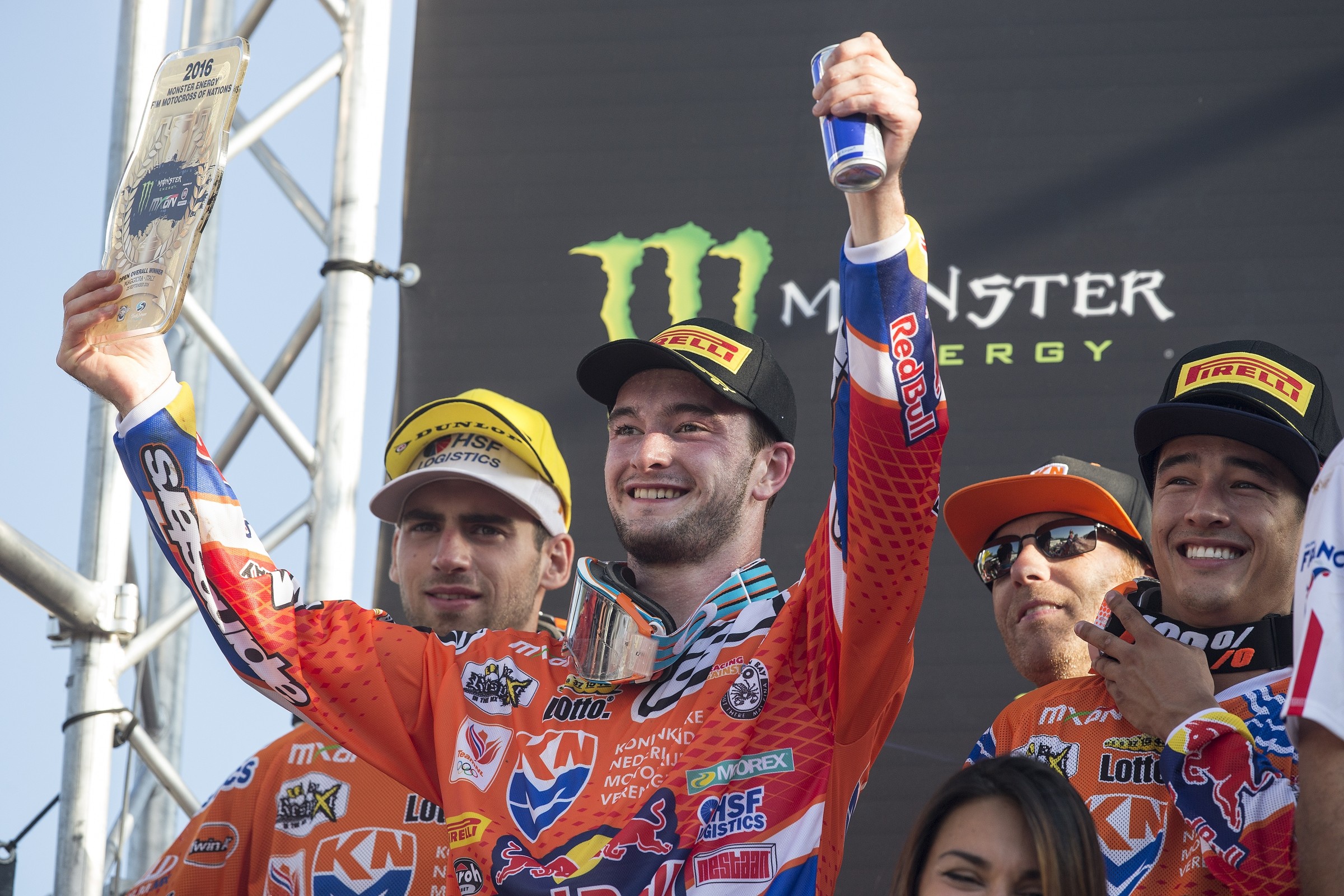 250 Words: Herlings, a 450 Debut to Remember