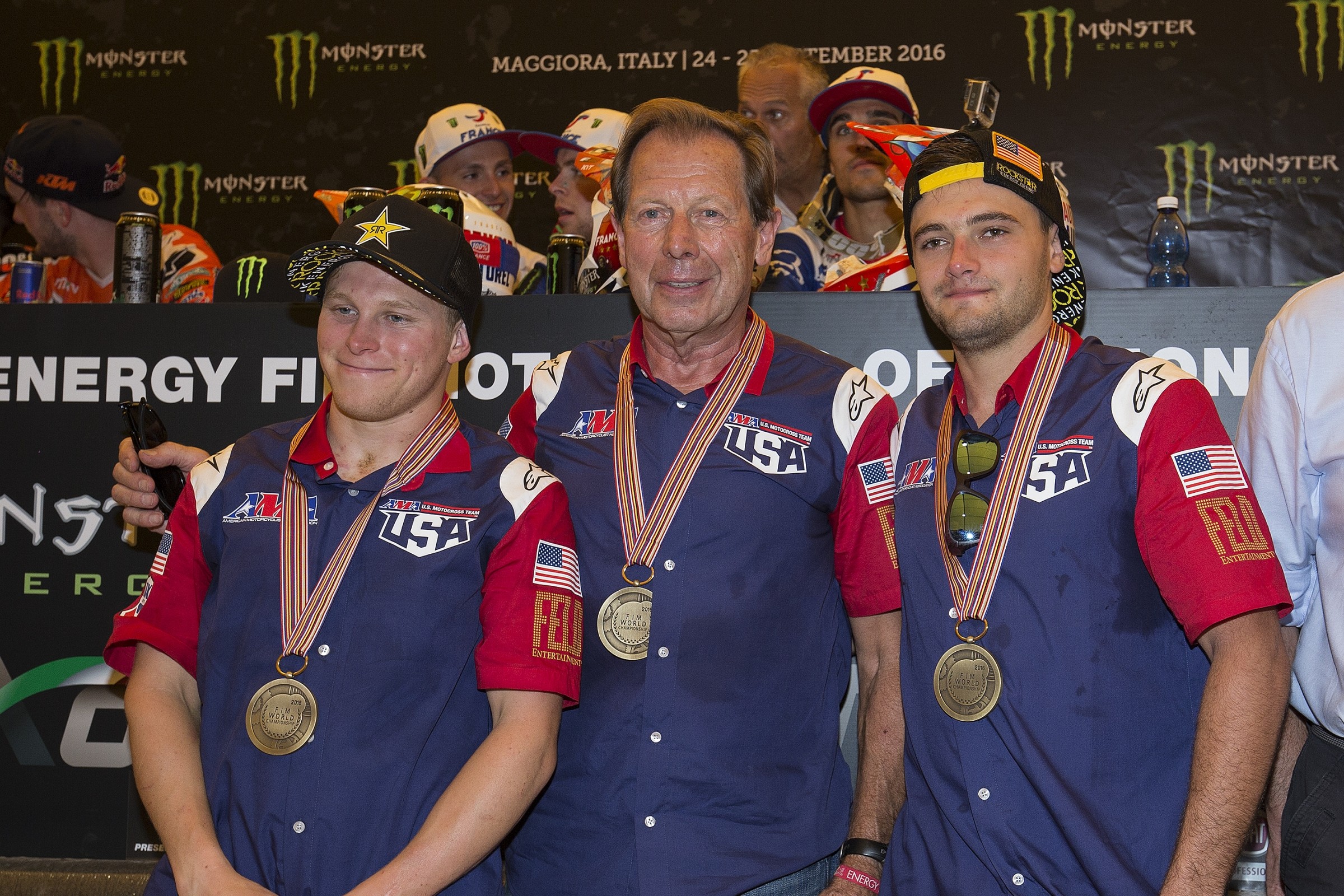 Breakdown: Fingernails on the Trophy