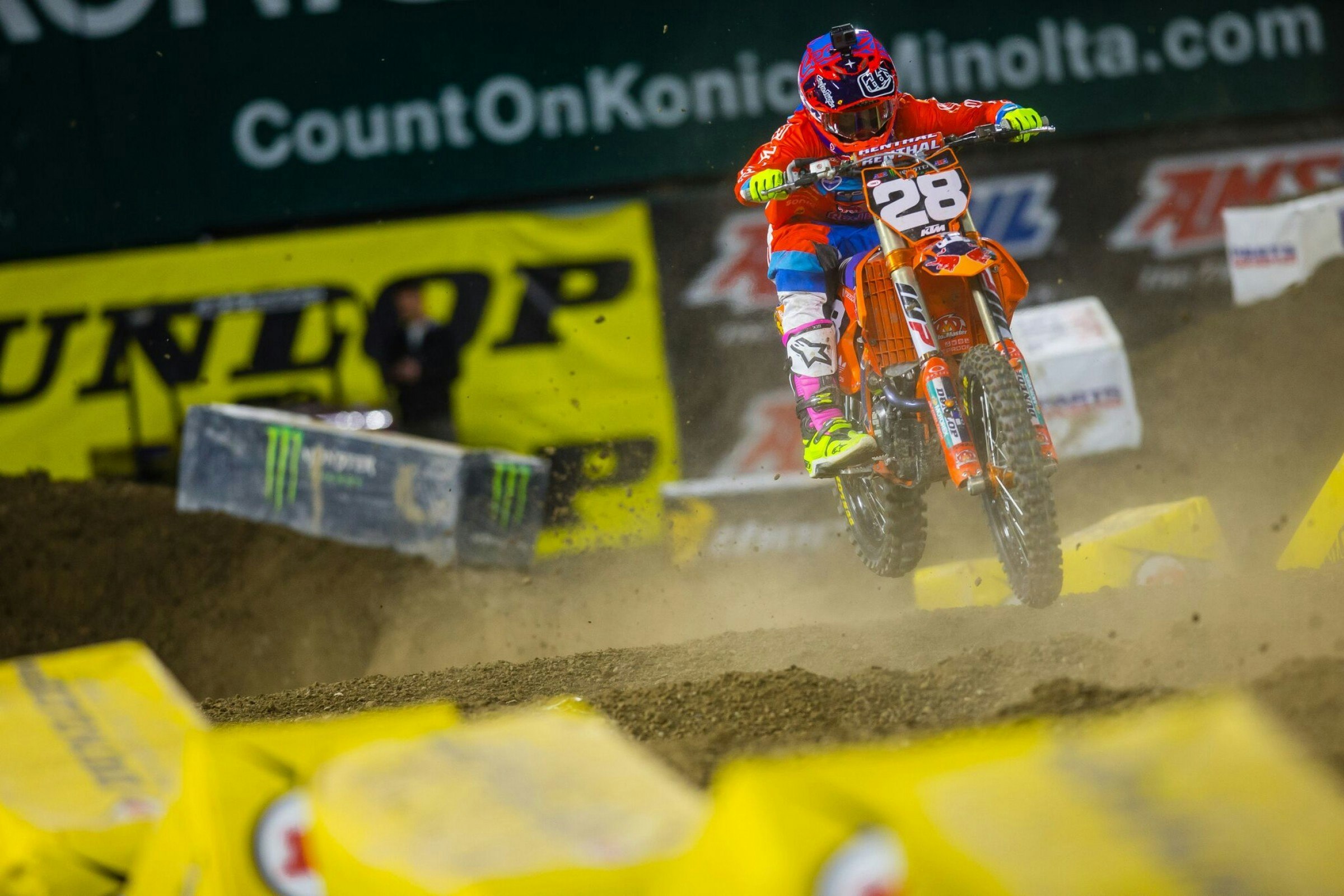 Mitchell Oldenburg Sustains Broken Collarbone in Practice Crash at San Diego