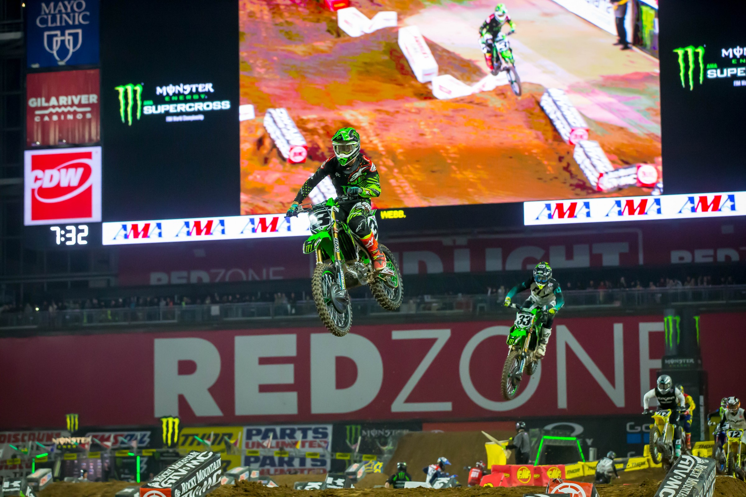 Tomac was nailing the 3-4-3-2 rhythm all night.