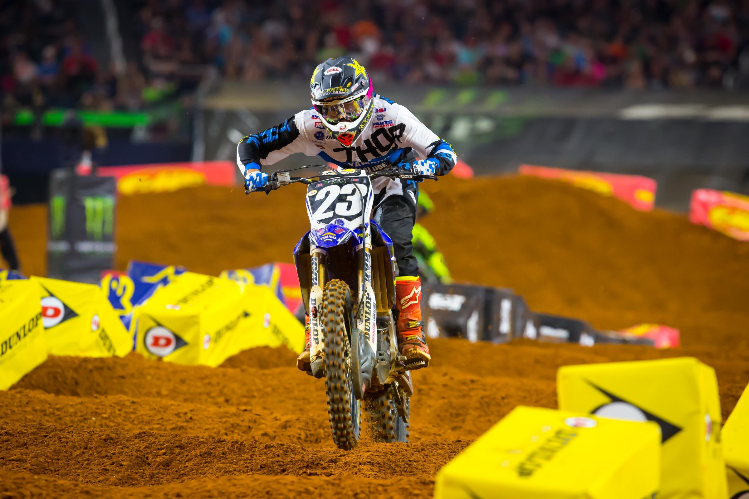Plessinger used the whoops as a key passing spot while coming through the pack.