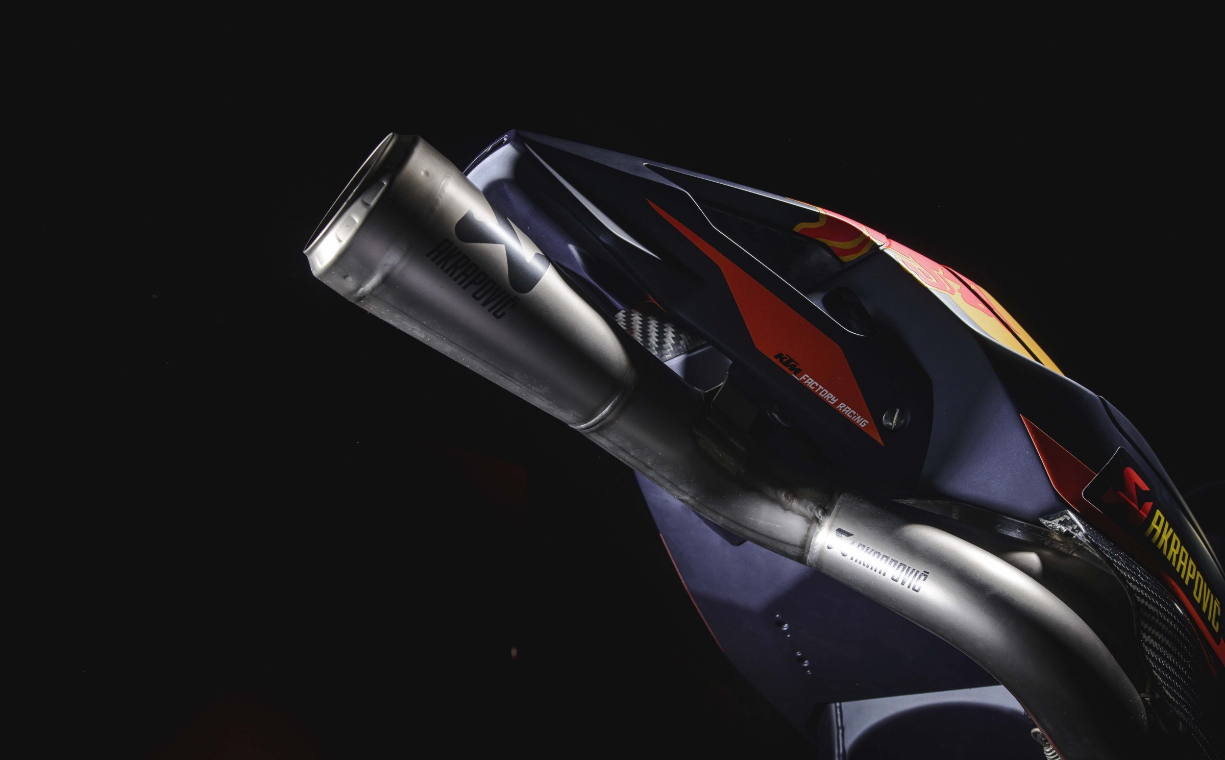 2017-KTM-RC16-Team-Launch-25