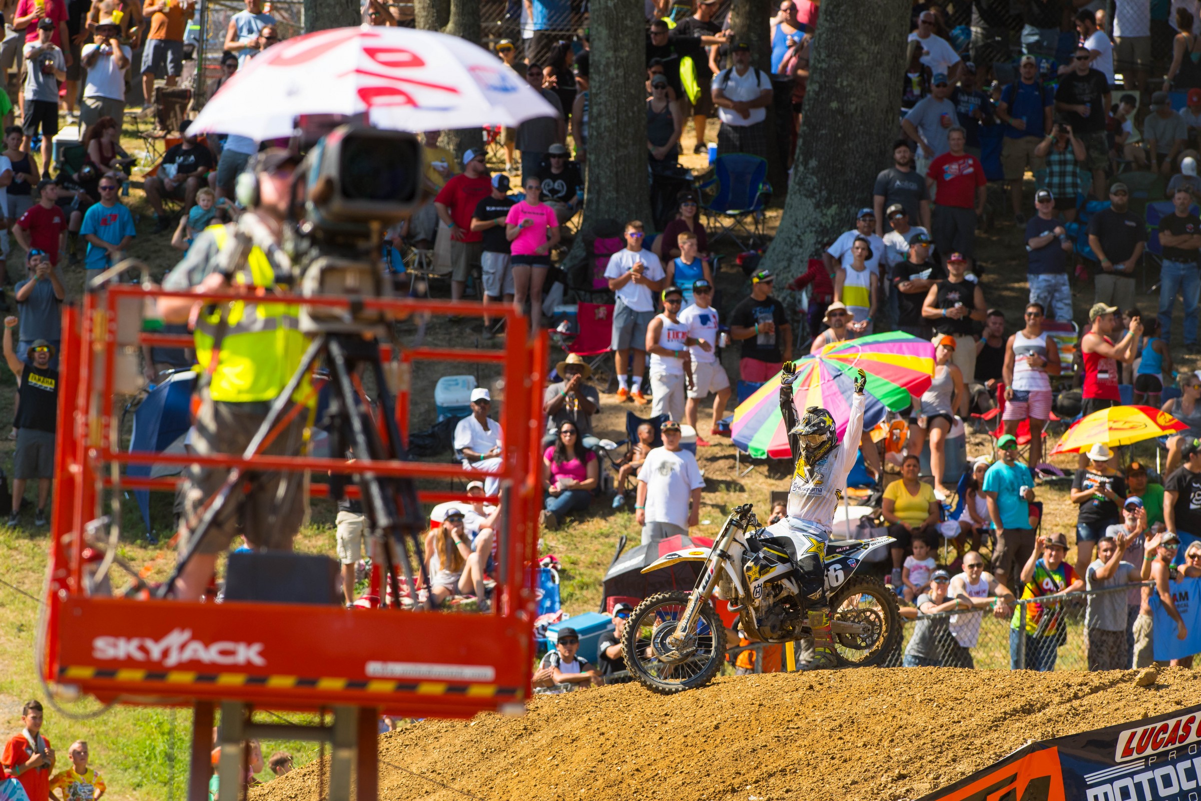 Osborne went for the two handed fist pump at Budds Creek last summer.