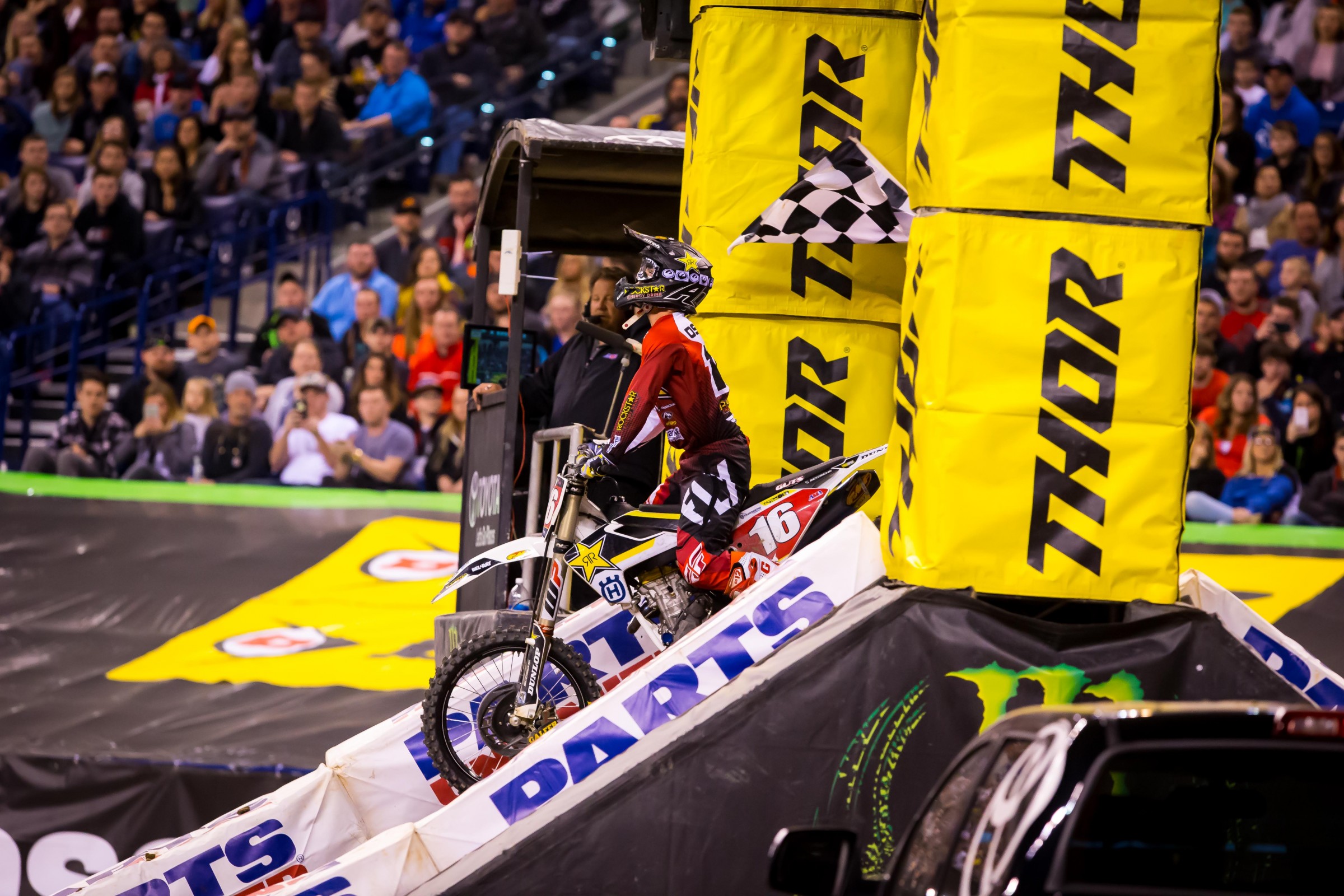 With this win, Osborne stretches his points lead back out to nine points.