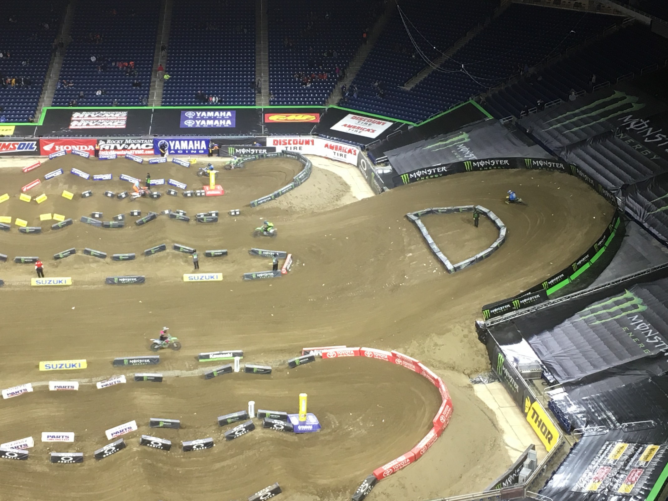 It doesn't appear the start will run all the way into the stands.