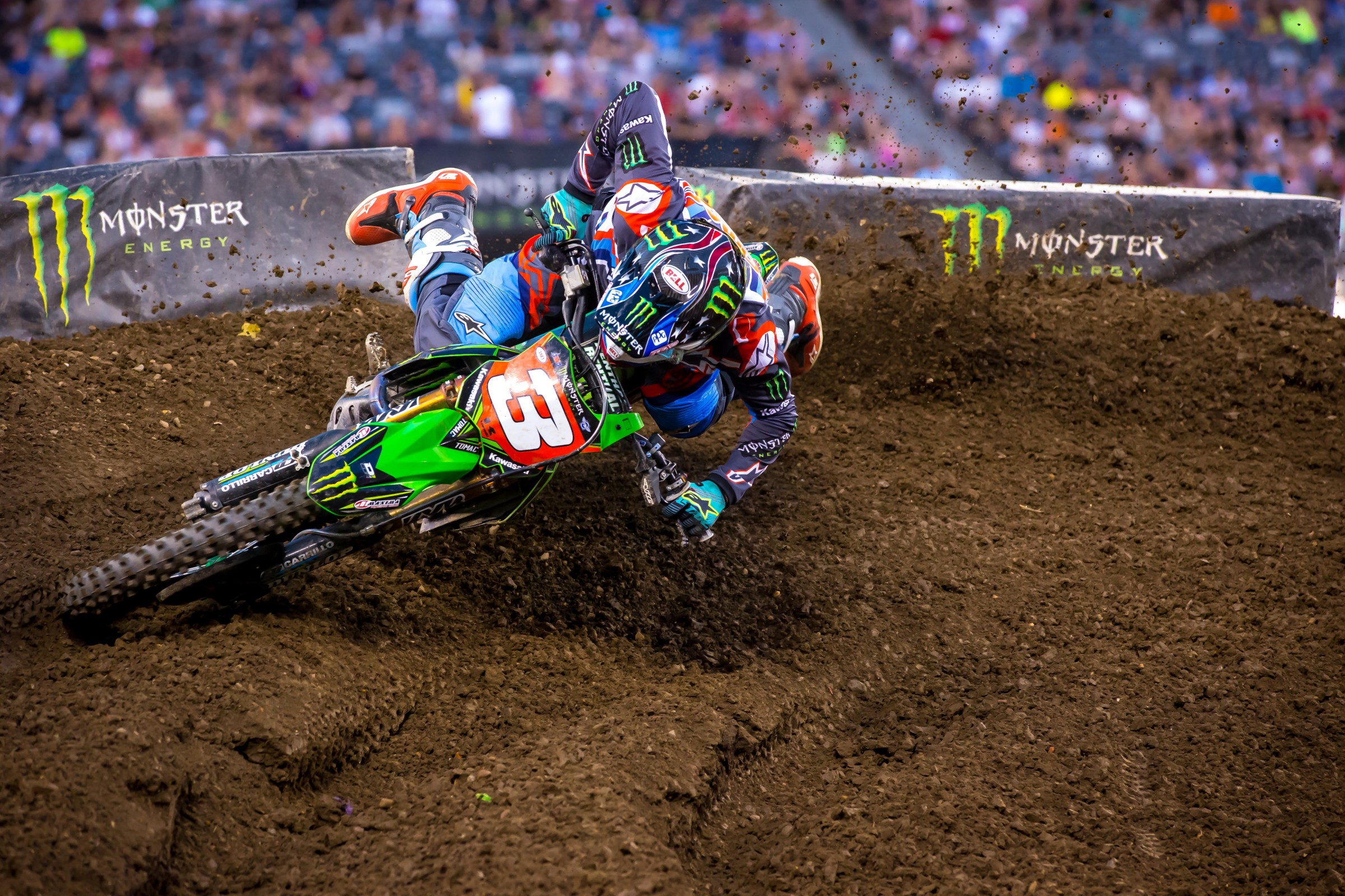 Tomac_Crash_SX17_NJ_RS_0858