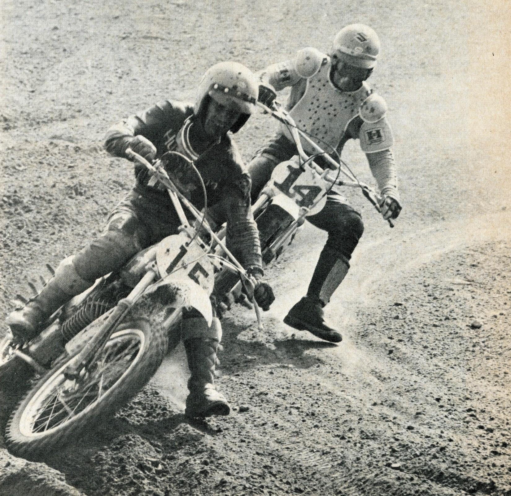 Grossi (#14) and Howerton (#15).