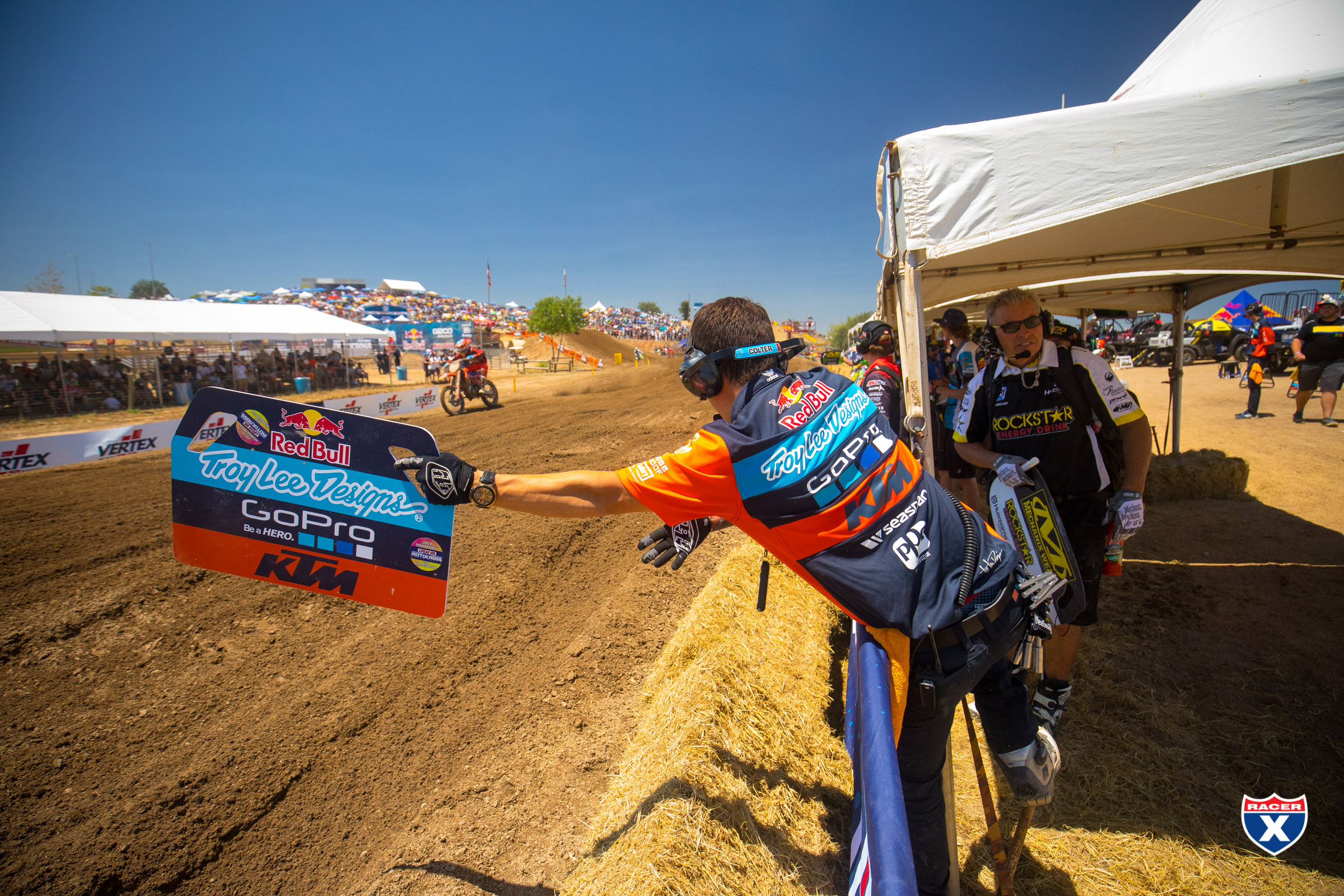 Pits_MX17_Htown_JK_0947