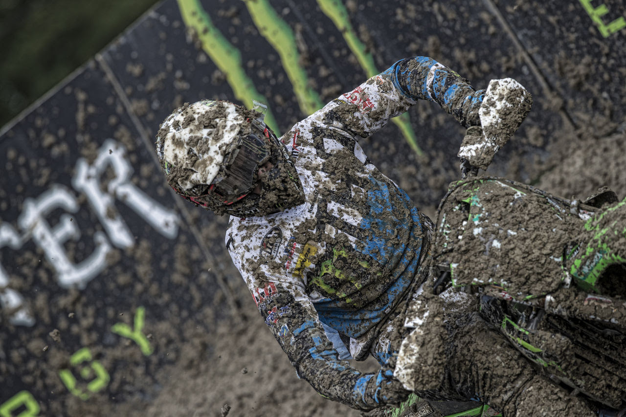Desalle's second victory in a row vaulted him into second place in the championship.