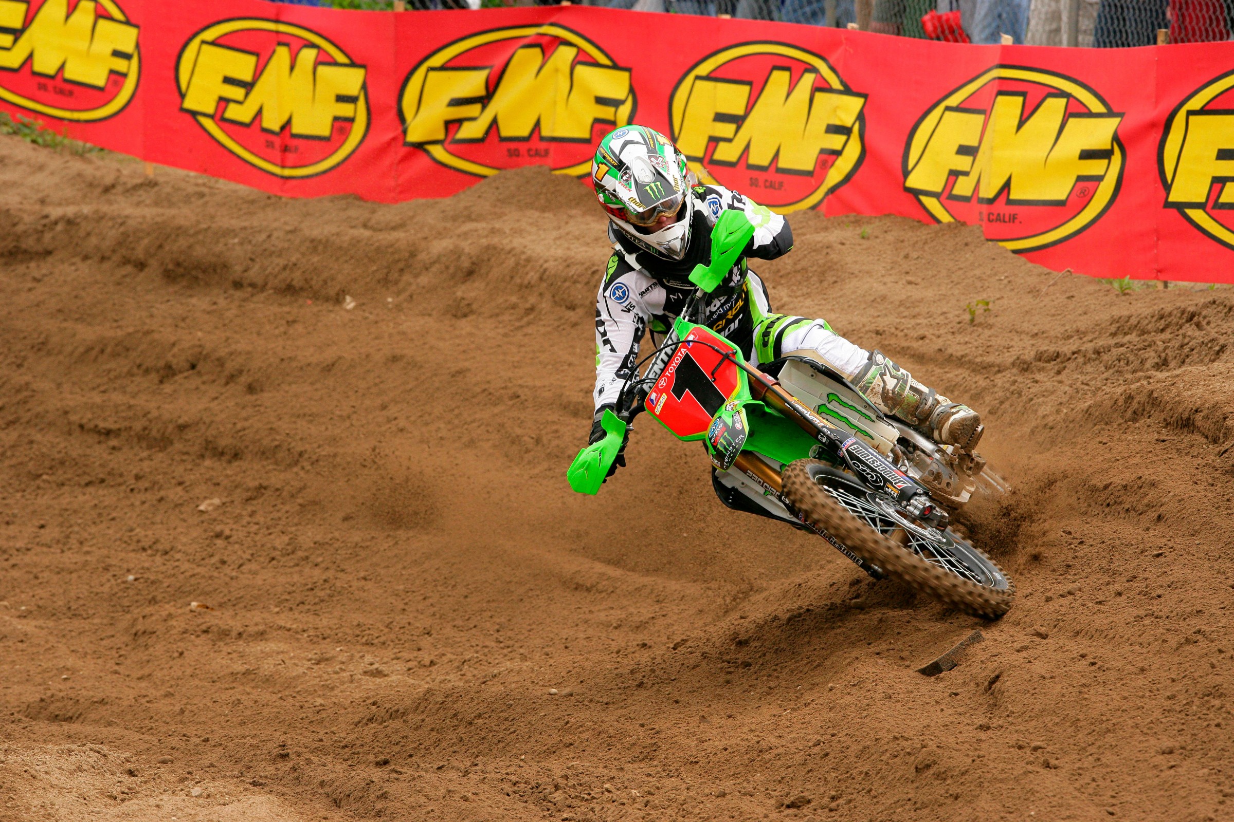 RV2 working the sand. He really had a good flow with the Southwick whoops.