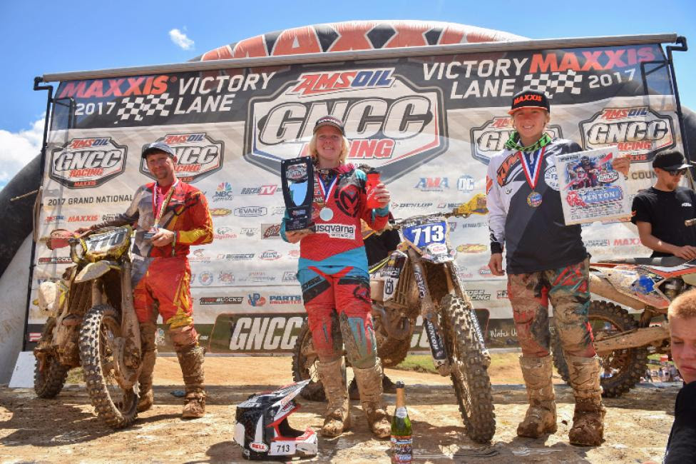10 a.m. Overall Podium: (2) Kenny Hawkins, (1) Tayla Jones, (3) Becca Sheets.