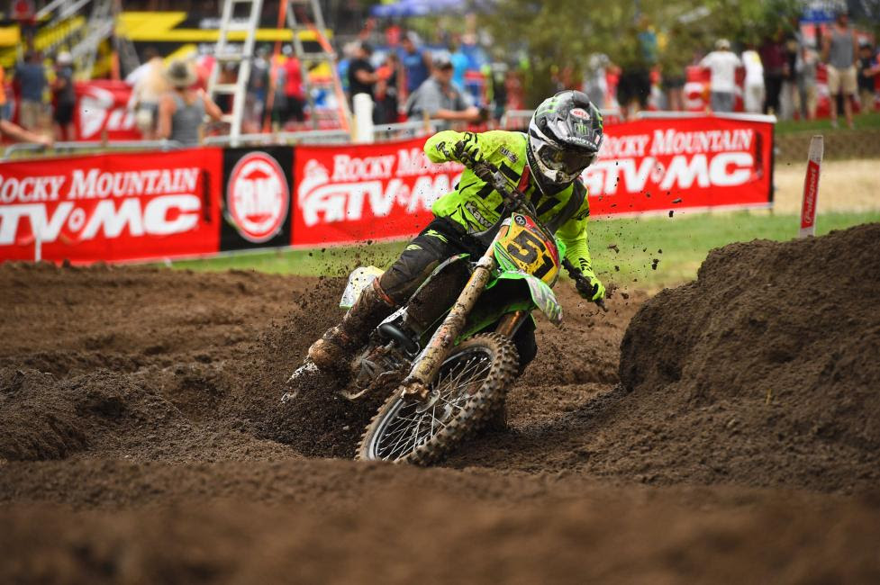 Seth Hammaker ran his own race in the ultra-competitive 250 B division.
