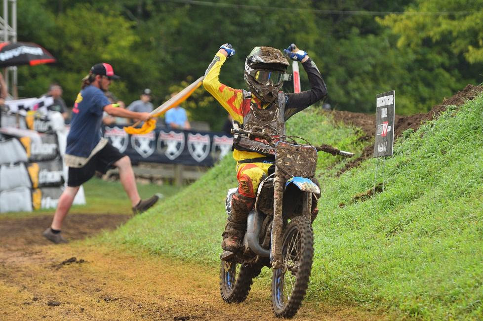 Ty Masterpool heads into the third Supermini 2 (13-16) moto with a 1-1 moto tally.