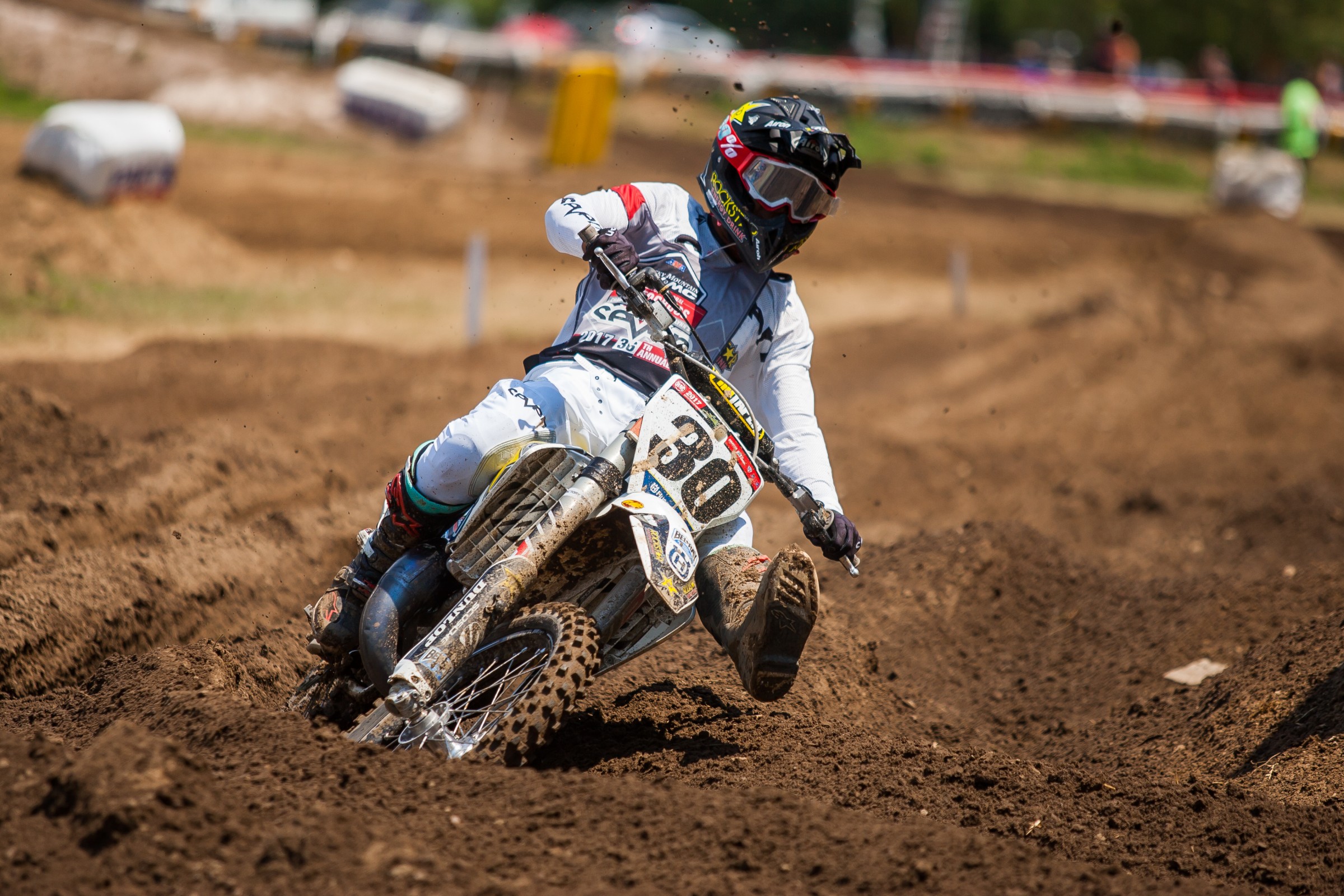 Swoll went 2-1-DNF in Schoolboy 1 and 1-DNF-DNS in 125 B/C.