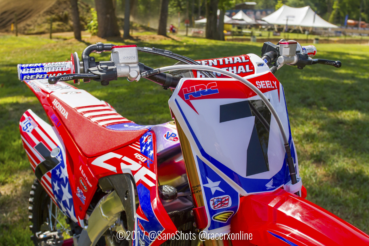 2017-08-25_kScott_MXON-Presser_14_WM