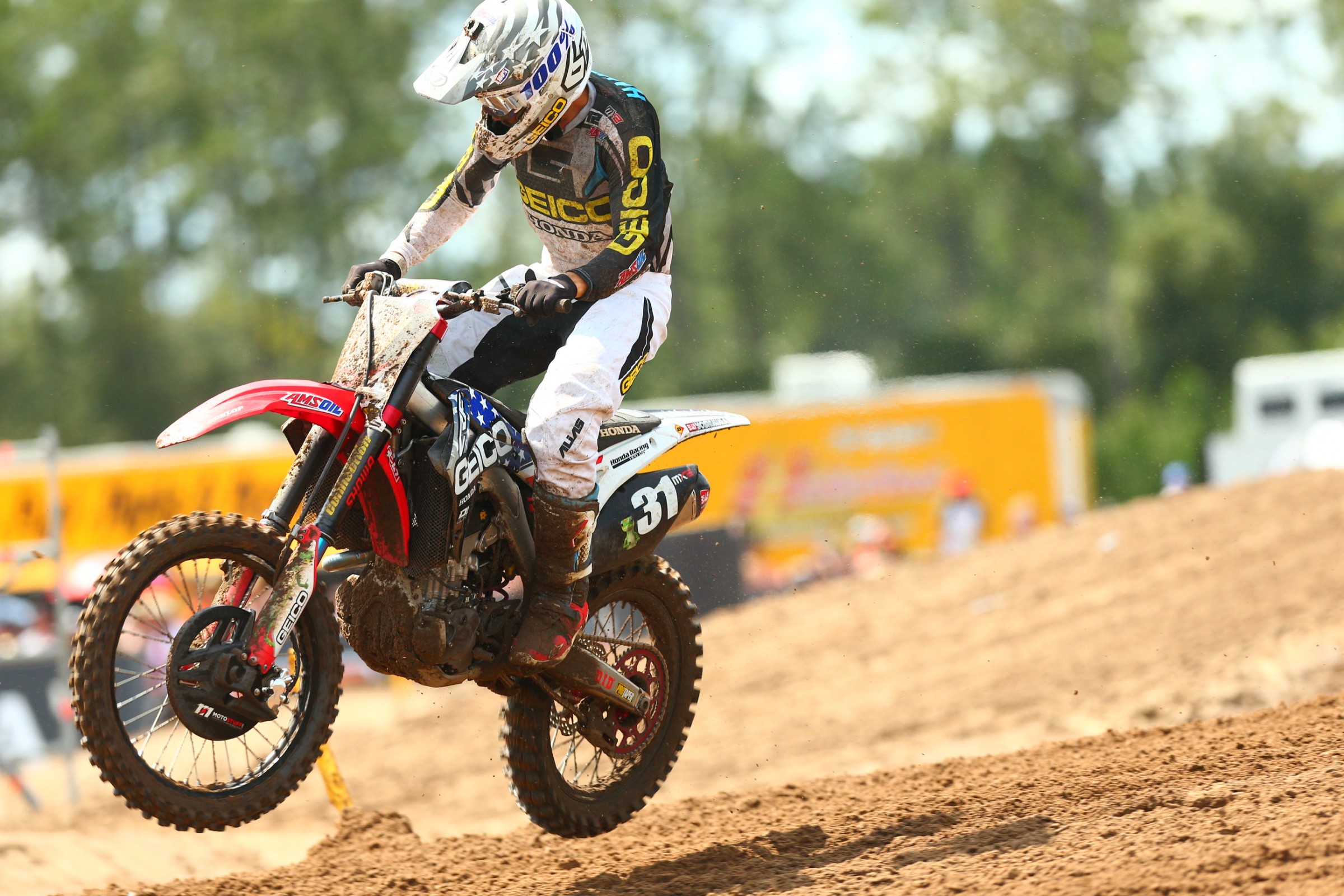Hampshire grabbed his first professional win of his career on Sunday.