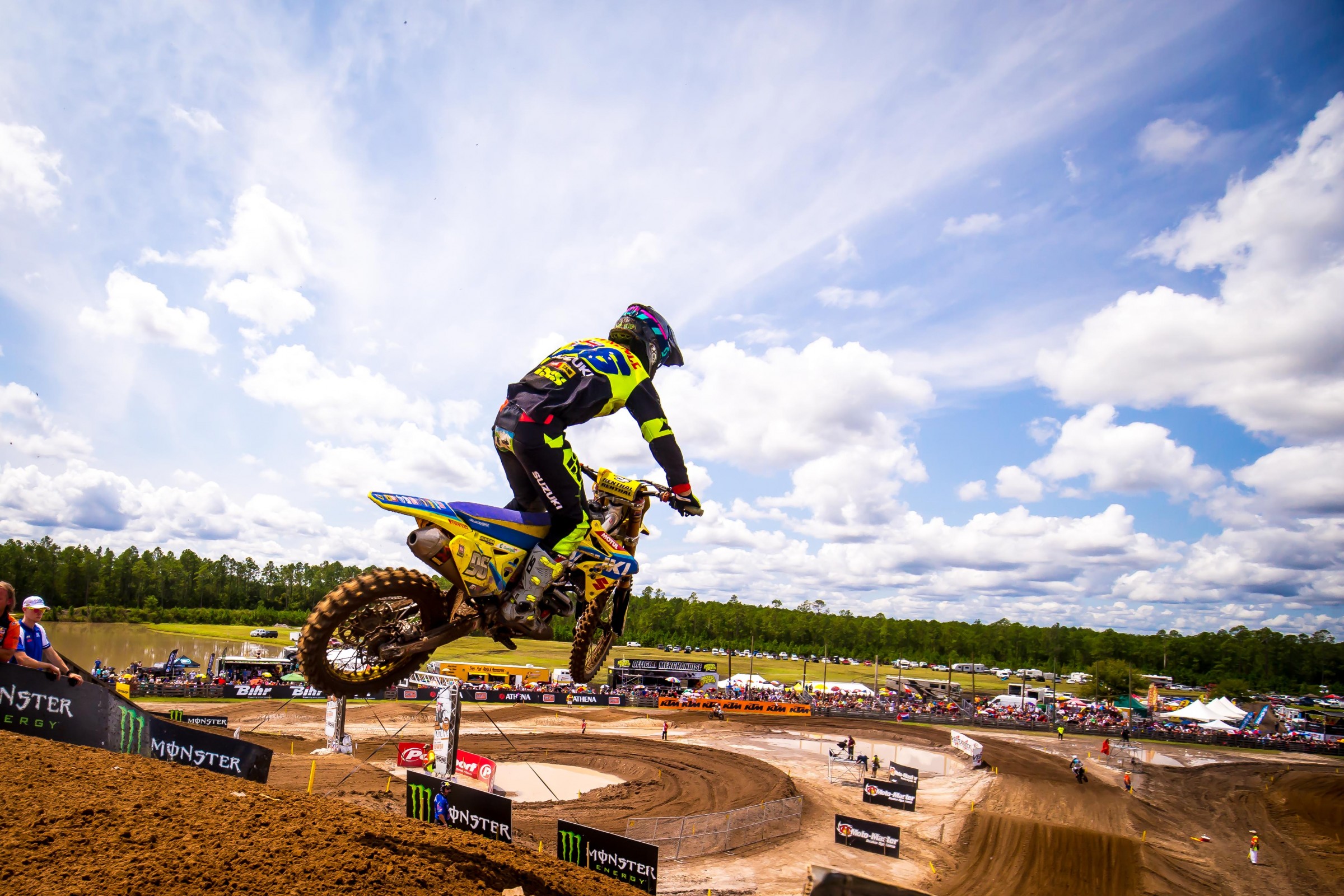 Lawrence currently sits ninth in the MX2 points standings.