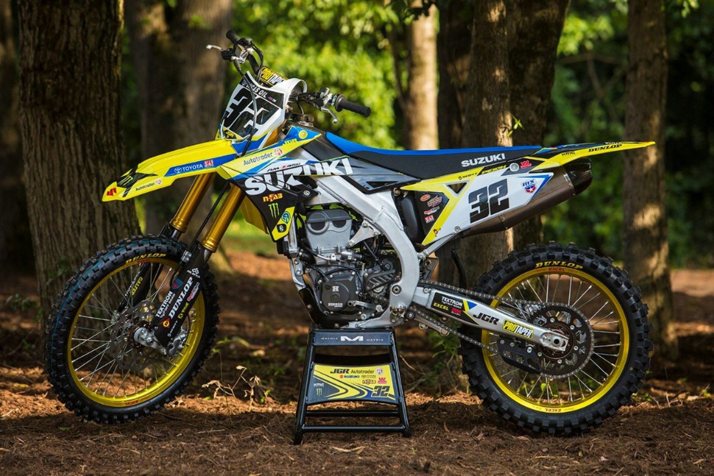 Bogle and Peick: JGR Suzuki's 2018 450 Lineup
