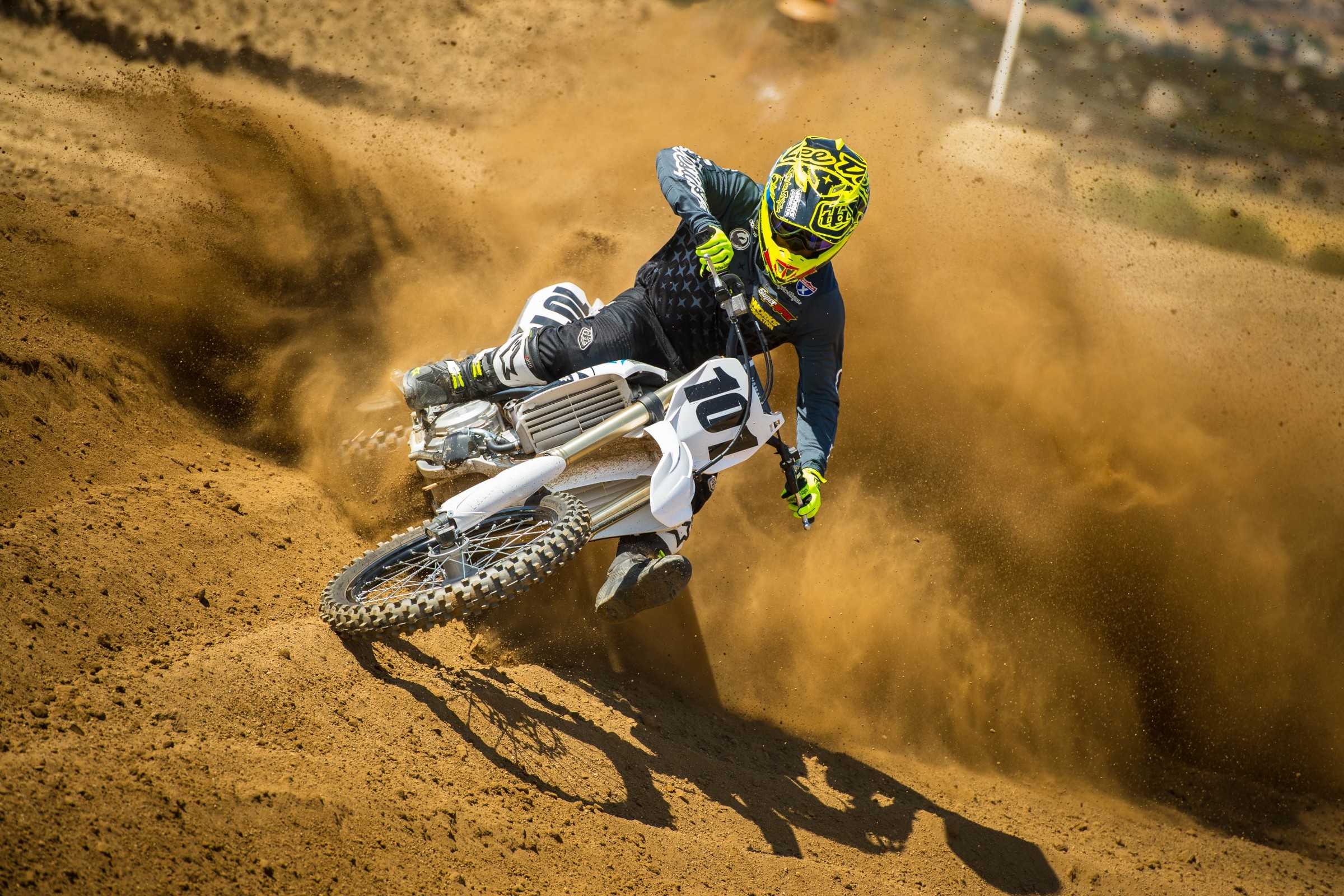 Racer X Films: Dialed In: 2018 Yamaha YZ450F