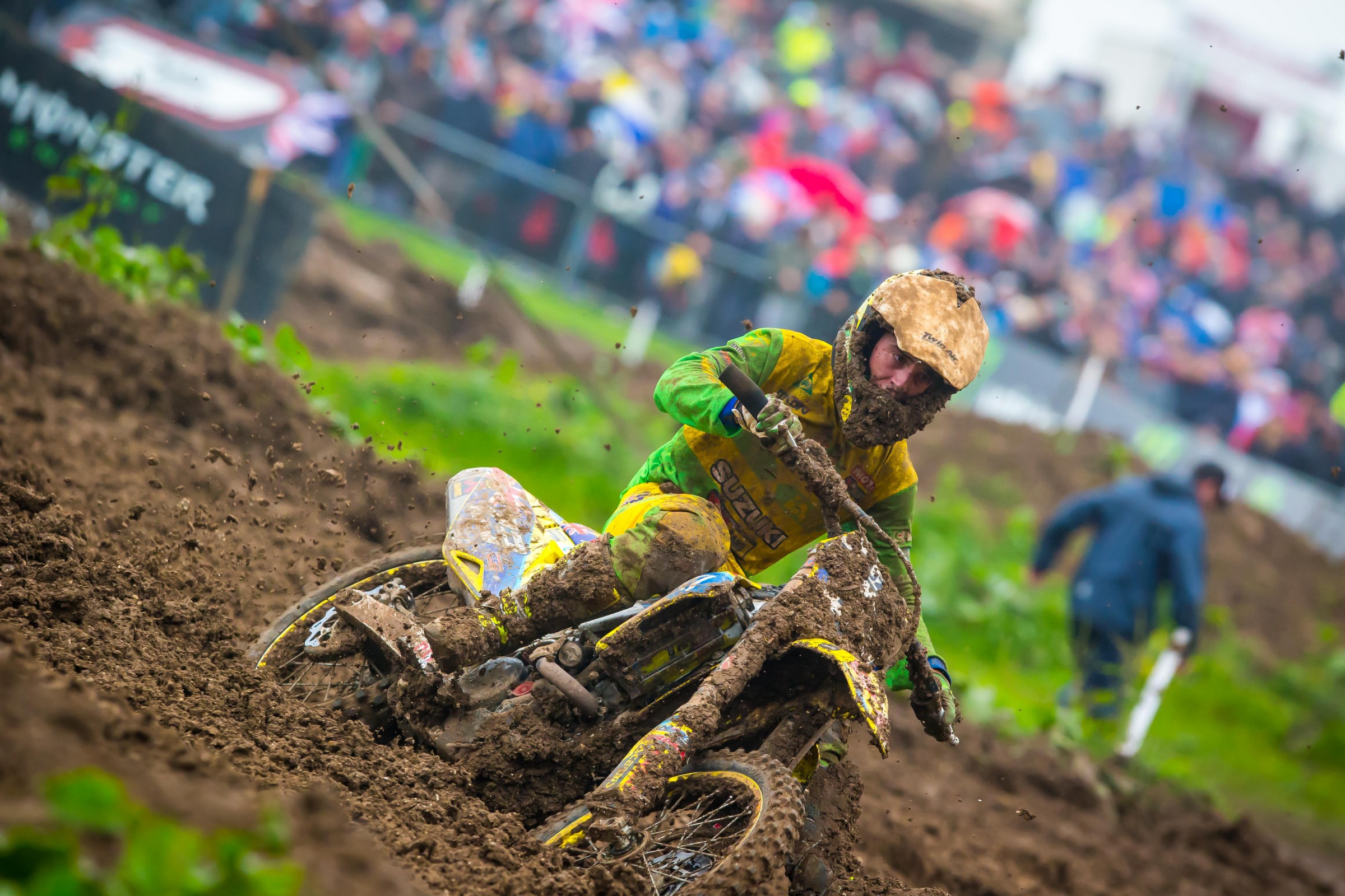 Lawrence rode exceptional on Sunday in England to grab the MX2 overall.