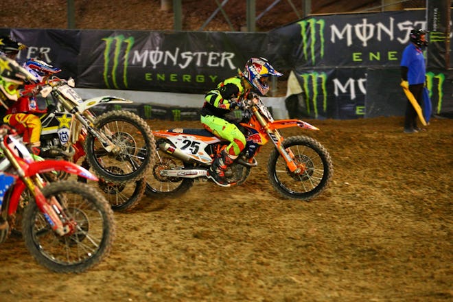 Now that's a holeshot.