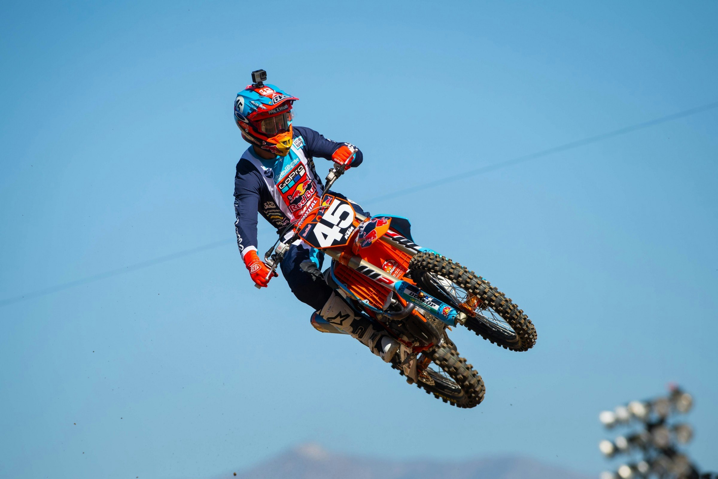 Jordon Smith Suffers Foot Injury at Red Bull Straight Rhythm