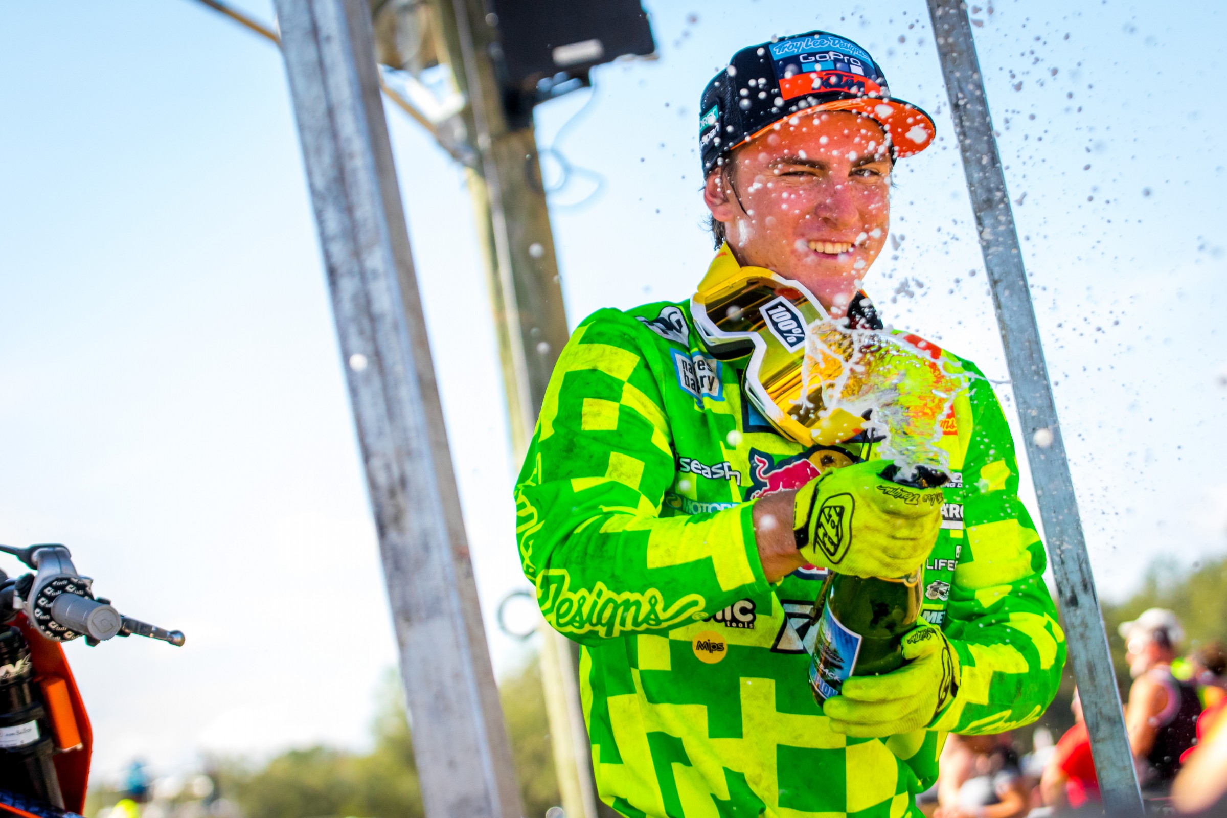 Falk won two 450 titles at Mini Os.