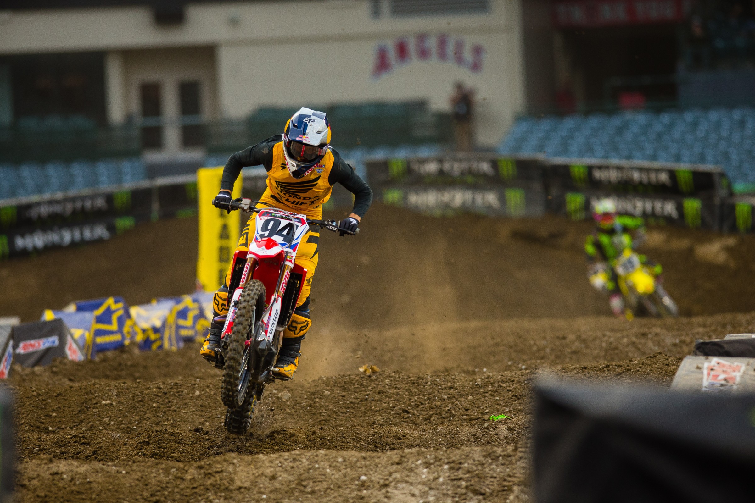 Ken Roczen's crash in the third round of the 2017 Monster Energy Supercross Championship caused a compound fracture of the radius and a dislocated elbow and wrist, as well as related tissue damage.